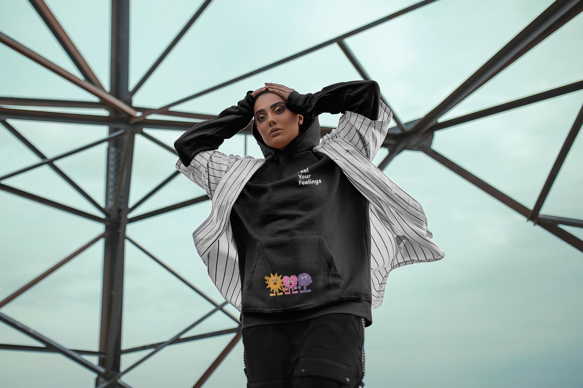 Image7_HoodieModel2.jpg