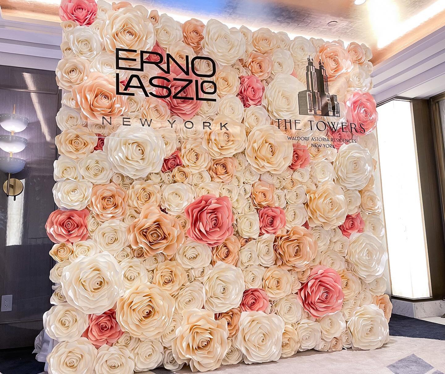 Icons of NY: Erno Lazlo, Waldorf Astoria &amp; NYPF ⭐️

#ernolaszlo #waldorftowersnyc #ernolaszlonyc #waldorf#event #luxury #skincare #eventsnyc #paperflowerwall #bespoke #glamorous #anniversary #handmade