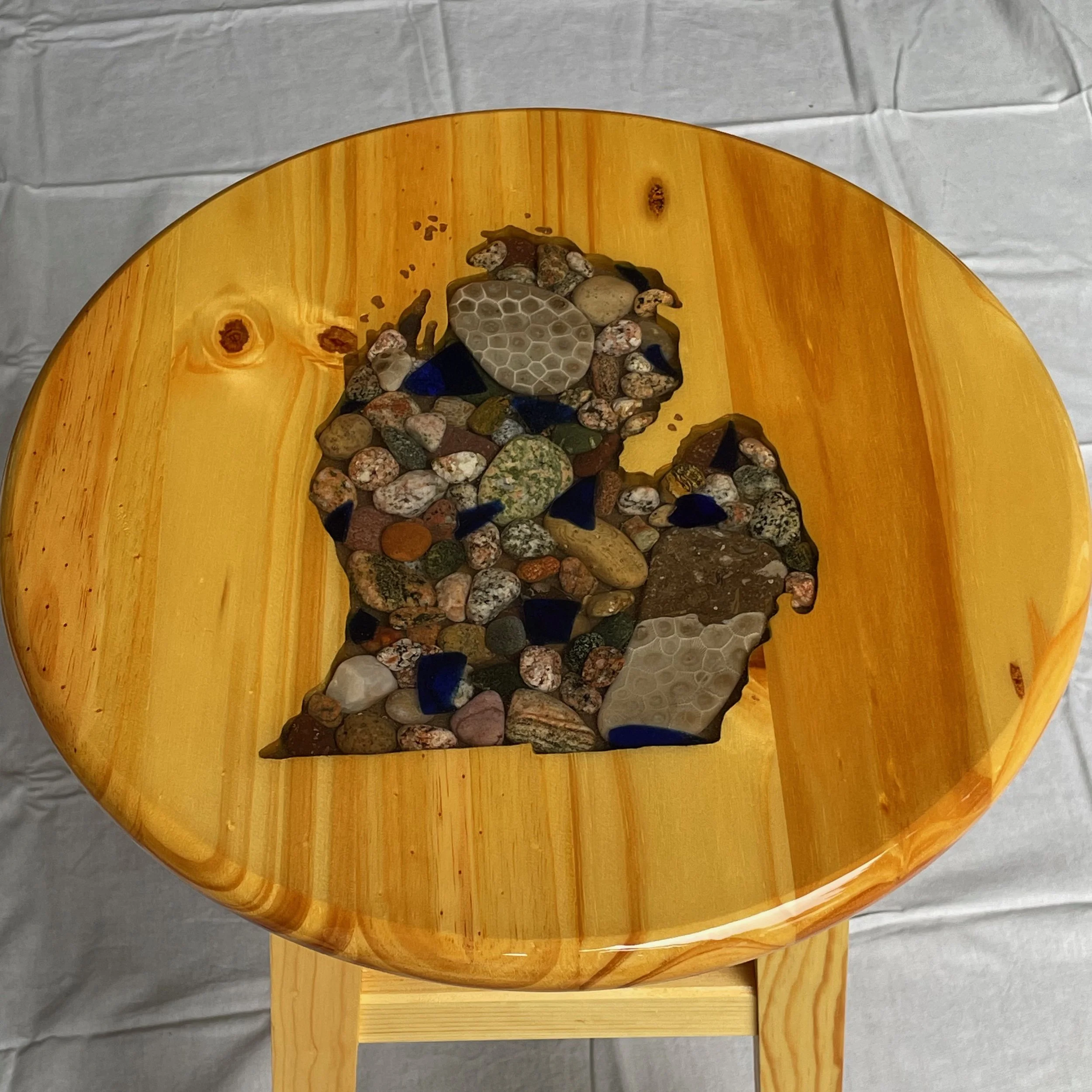 Mitten Stone Top Natural.jpeg