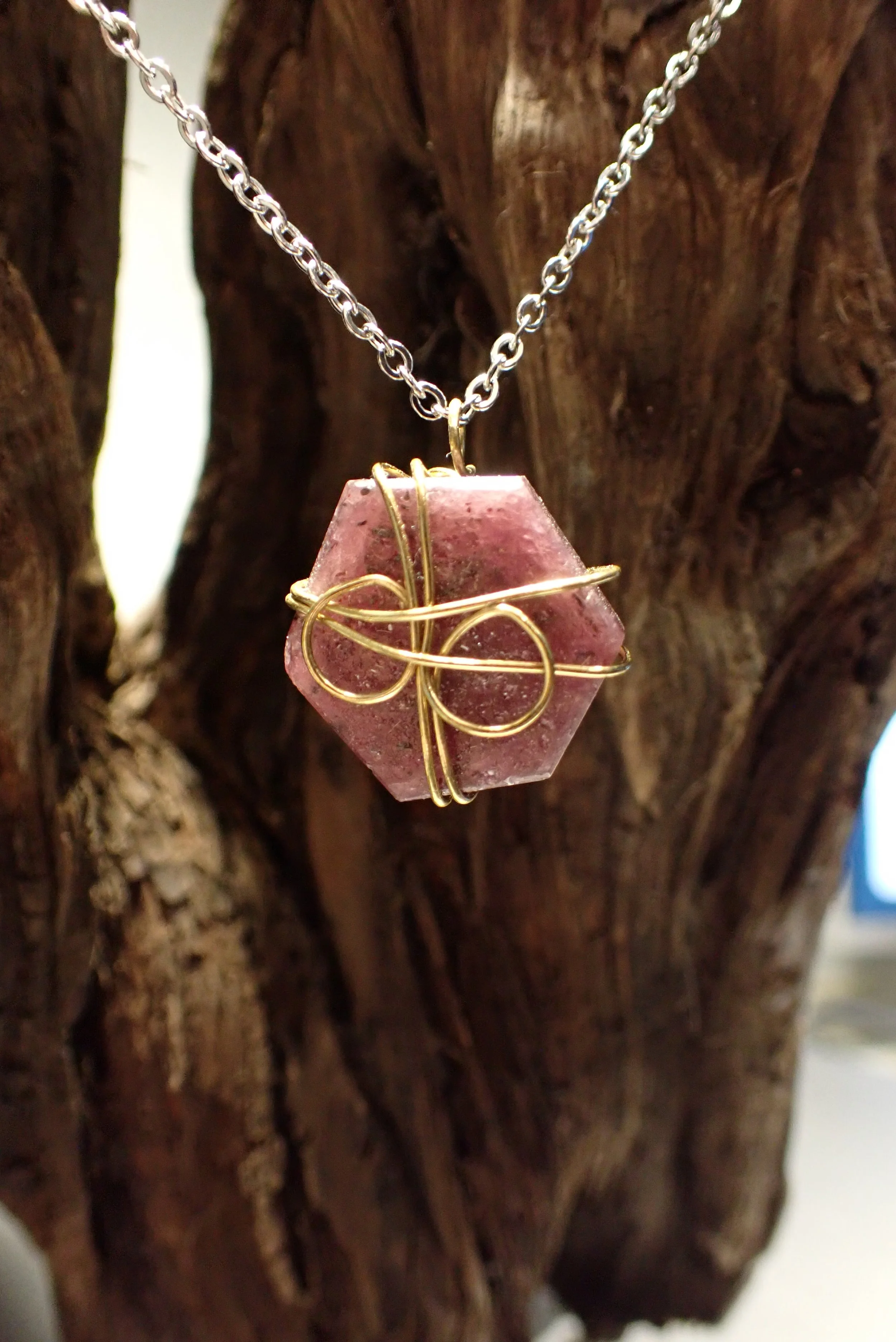 Natural Pink Sapphire pendant