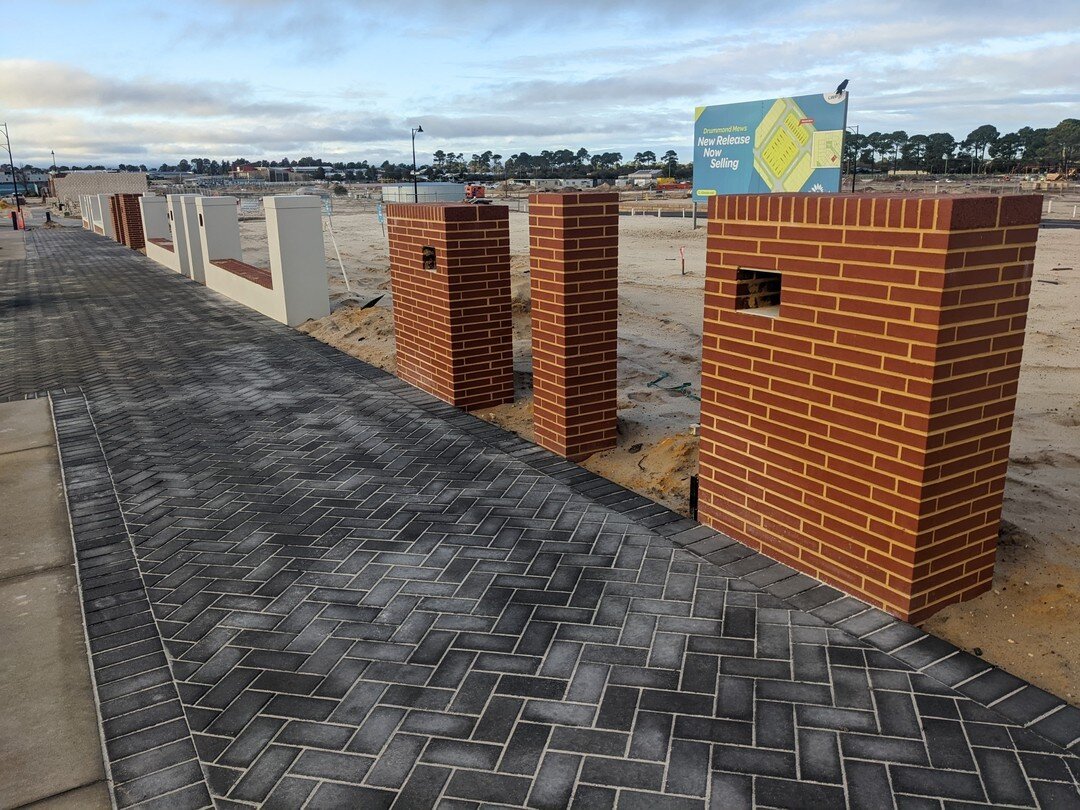Cutter Way, Ellenbrook. ⁣
One of many stages of masonry work completed in Ellenbrook recently by the team at Cortez. 
While they arent big lots, they are close to the new train station and they do have some quality letterboxes! 

One of many projects