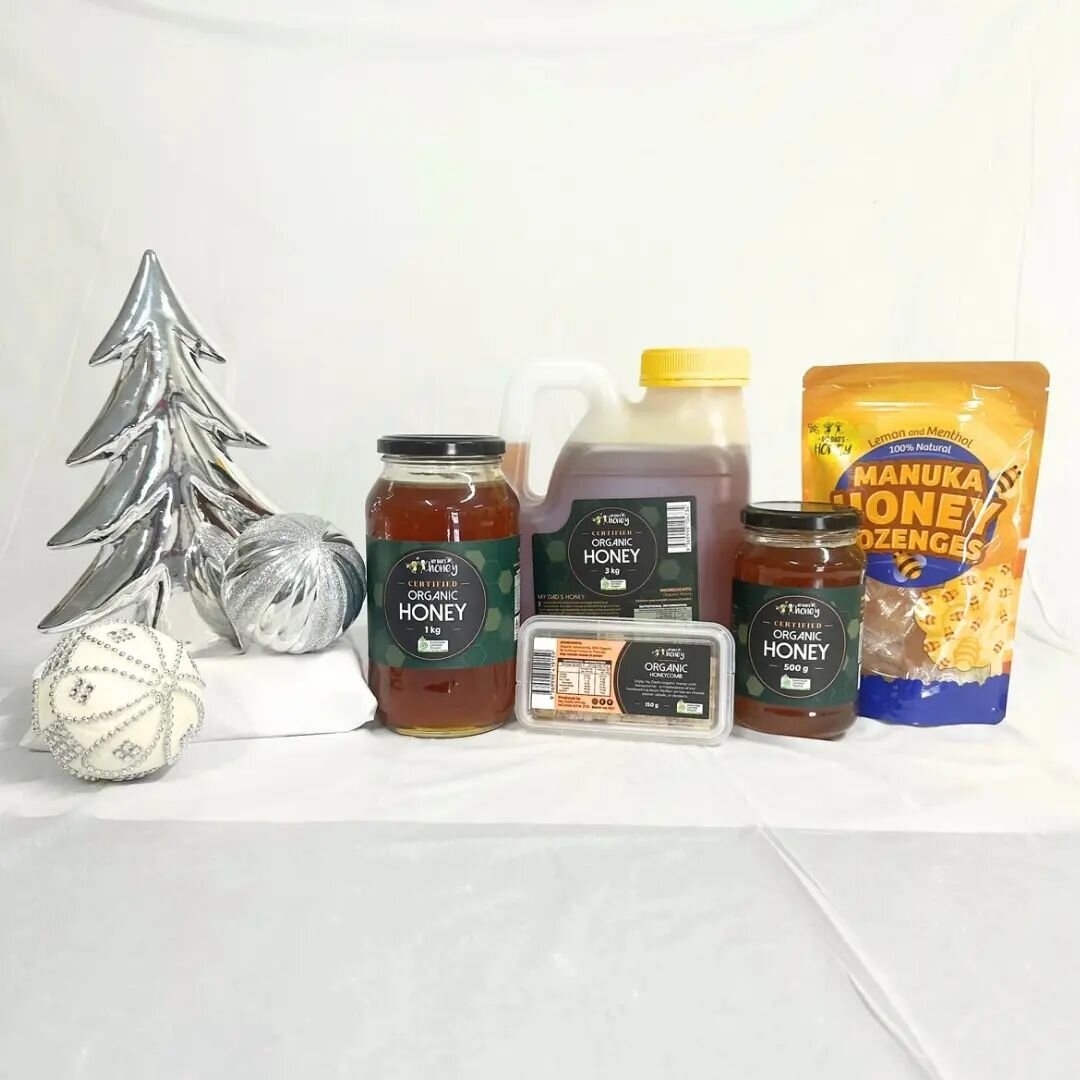 Have you seen our Christmas Gift Guide?🎁🍯

We have different honey gift ideas for the whole family - gifts under $50, $40, or $20.

Our Christmas Gift Guide is now up on our website for easy shopping!

Link in bio or visit www.mydadshoney.com.au/gi