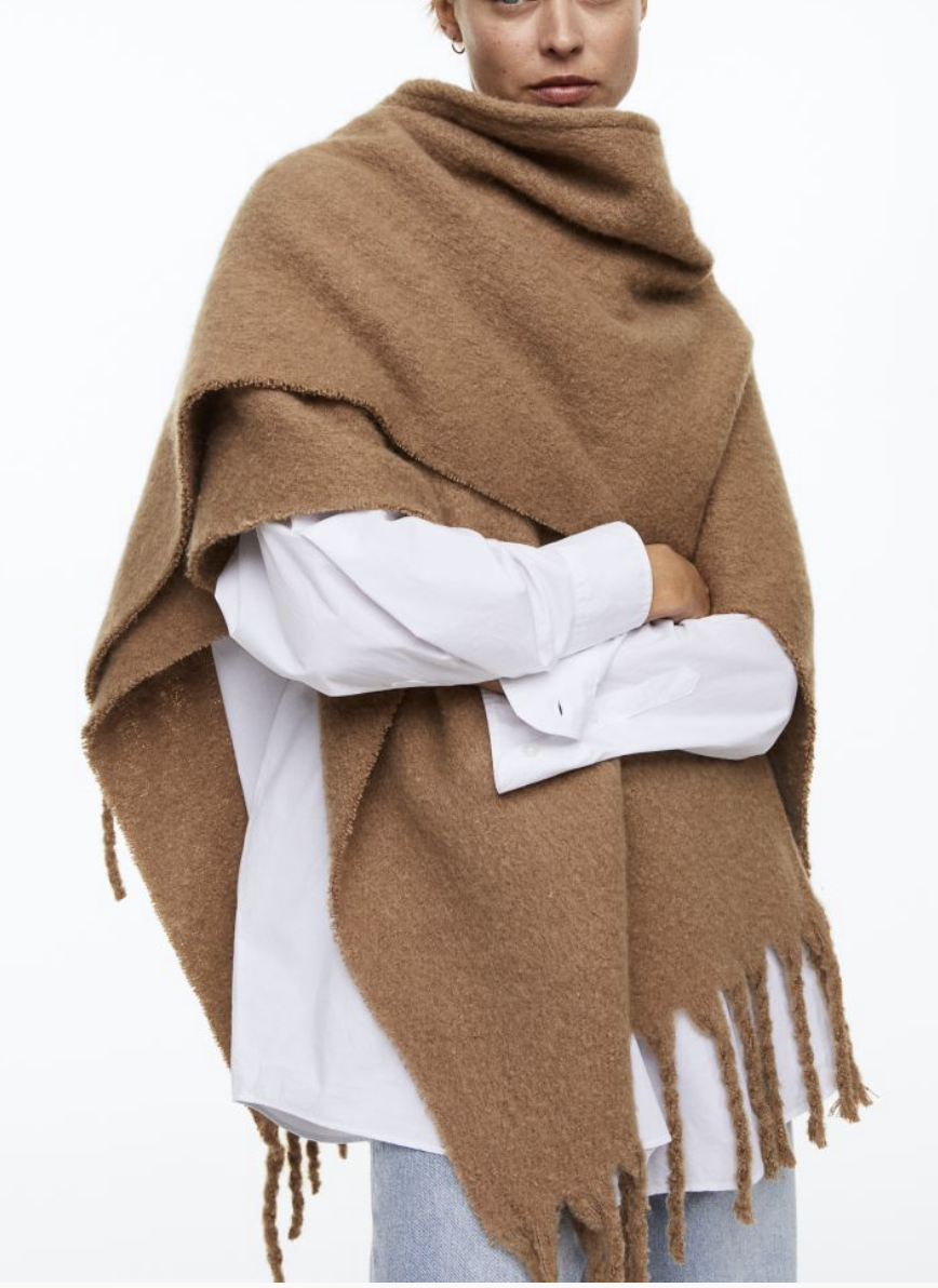 FRINGE CAPE SCARF
