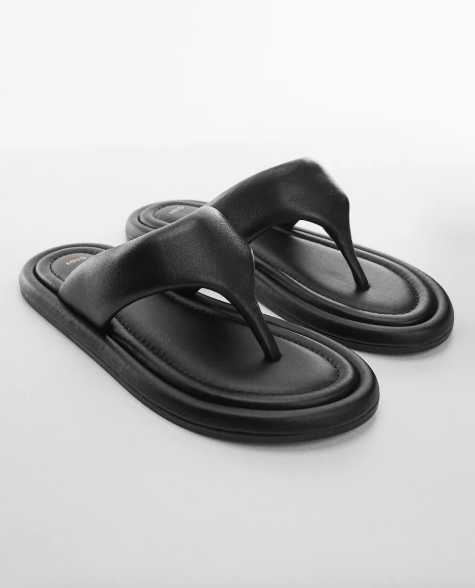 BLACK PADDED SANDALS