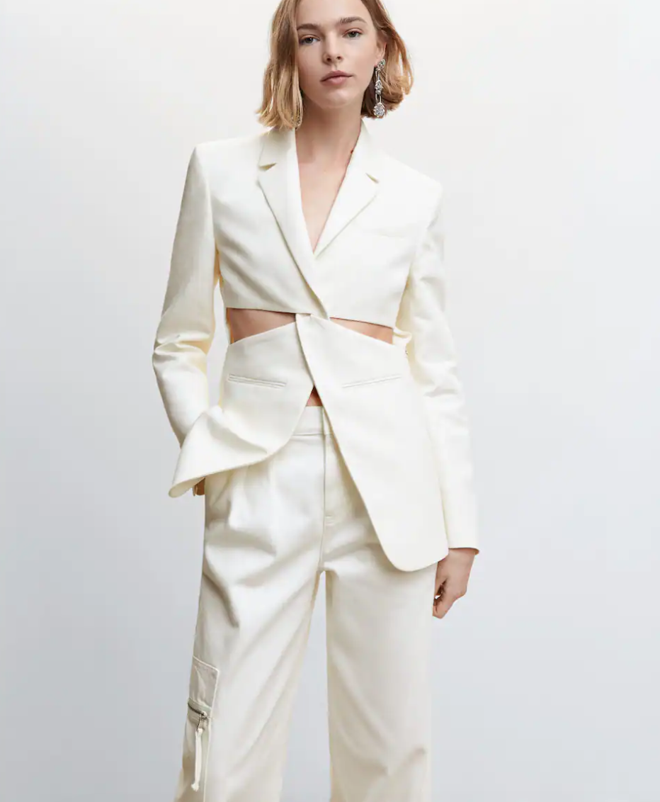 CUT OUT BLAZER