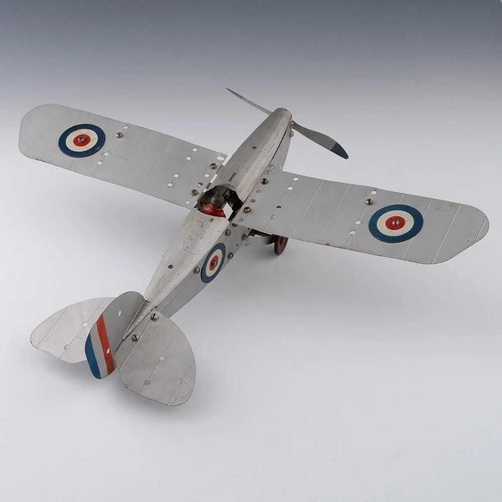 Plane-04.jpg