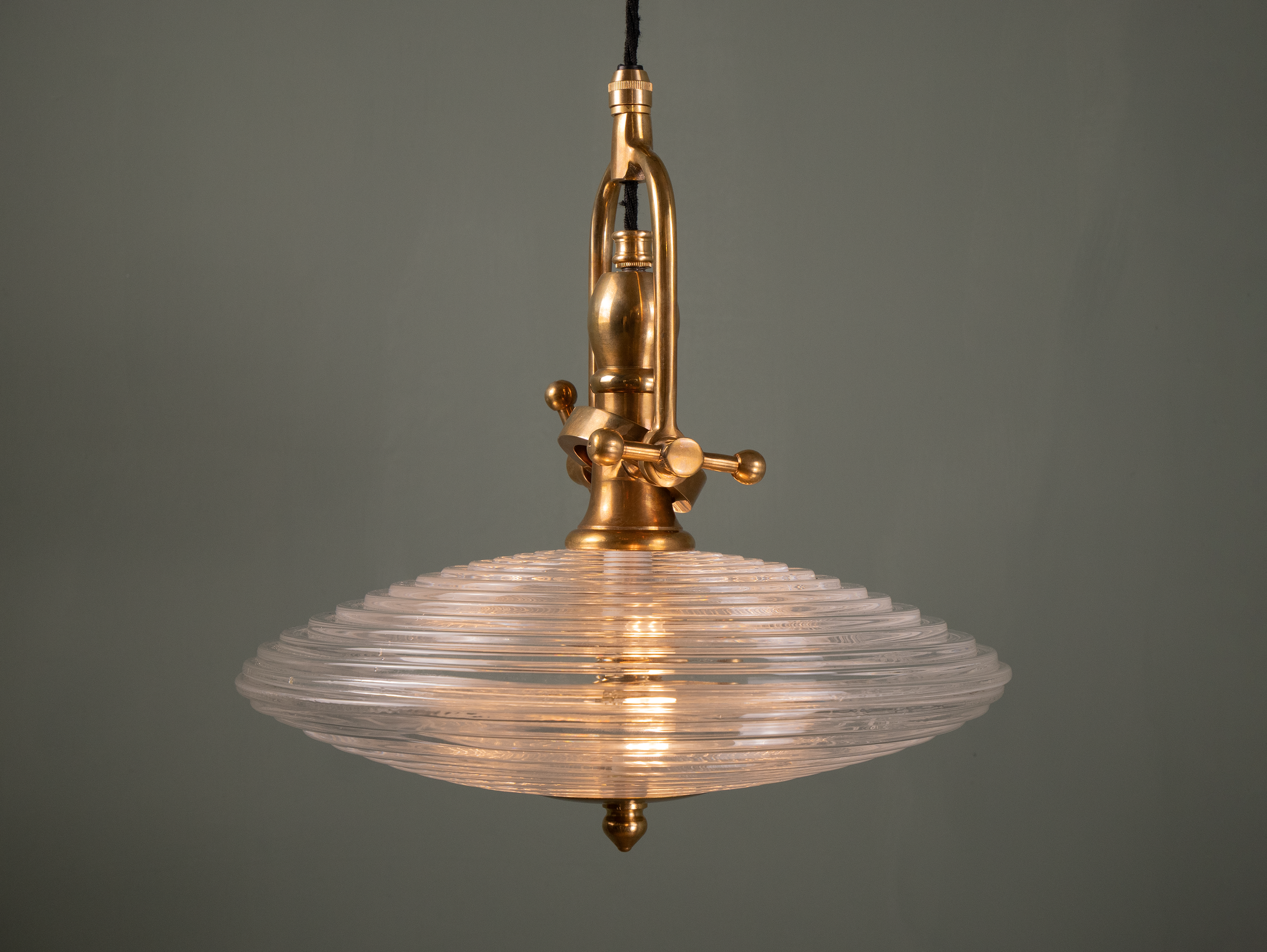 abingdon pendant on.png
