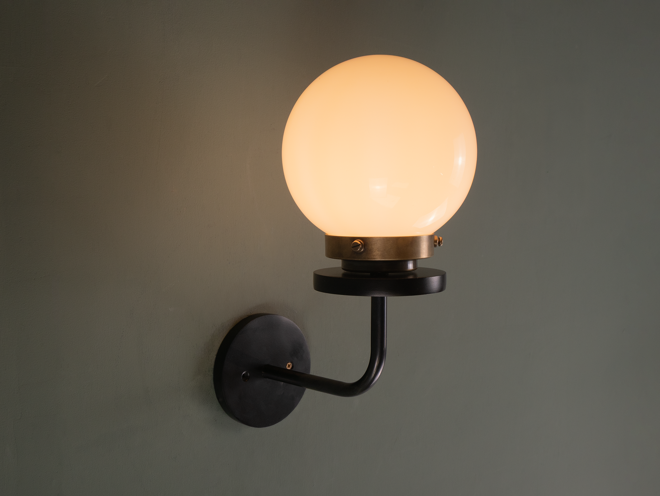 shaw wall light up angle.png