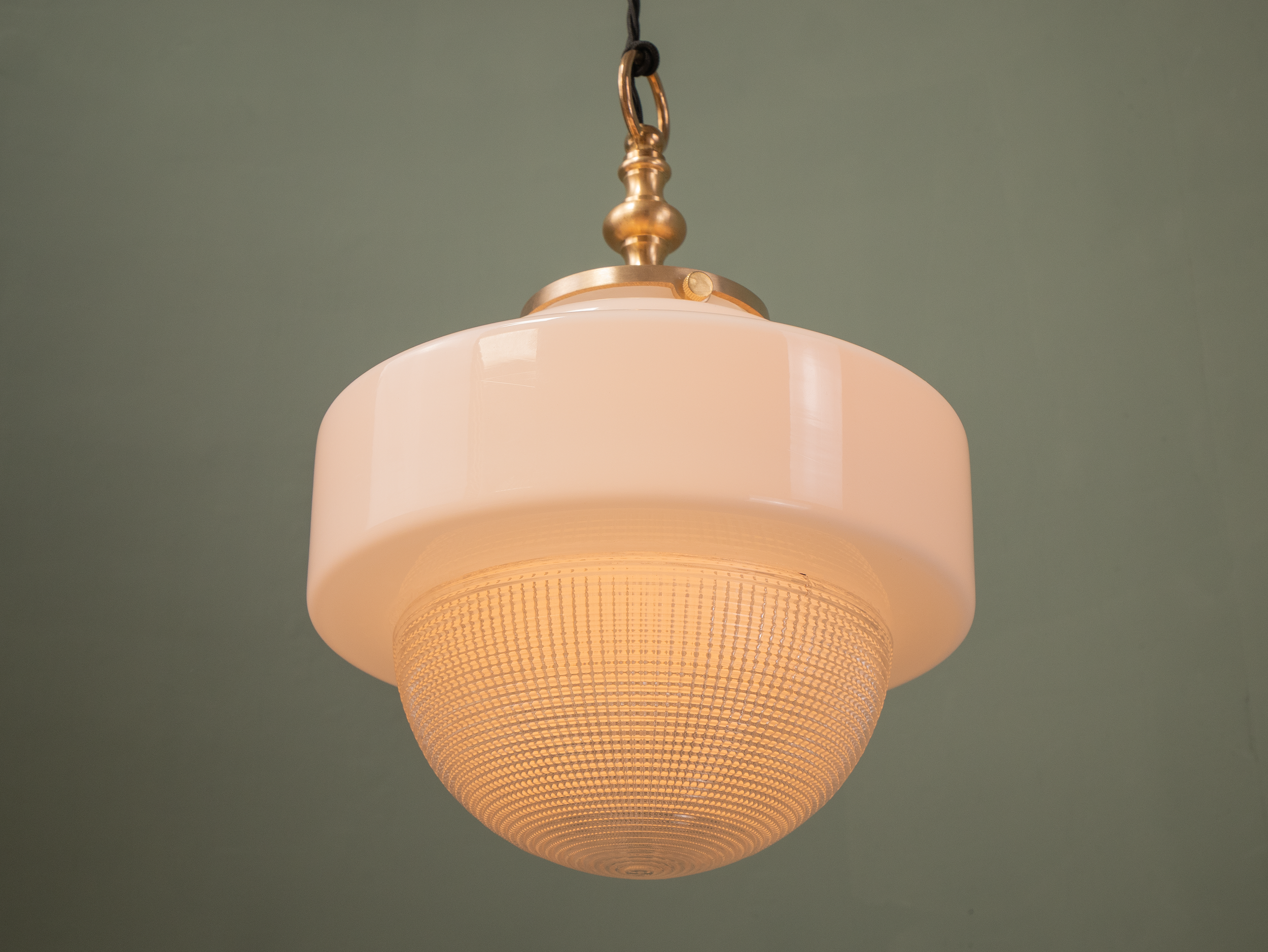 bistro pendant up.png
