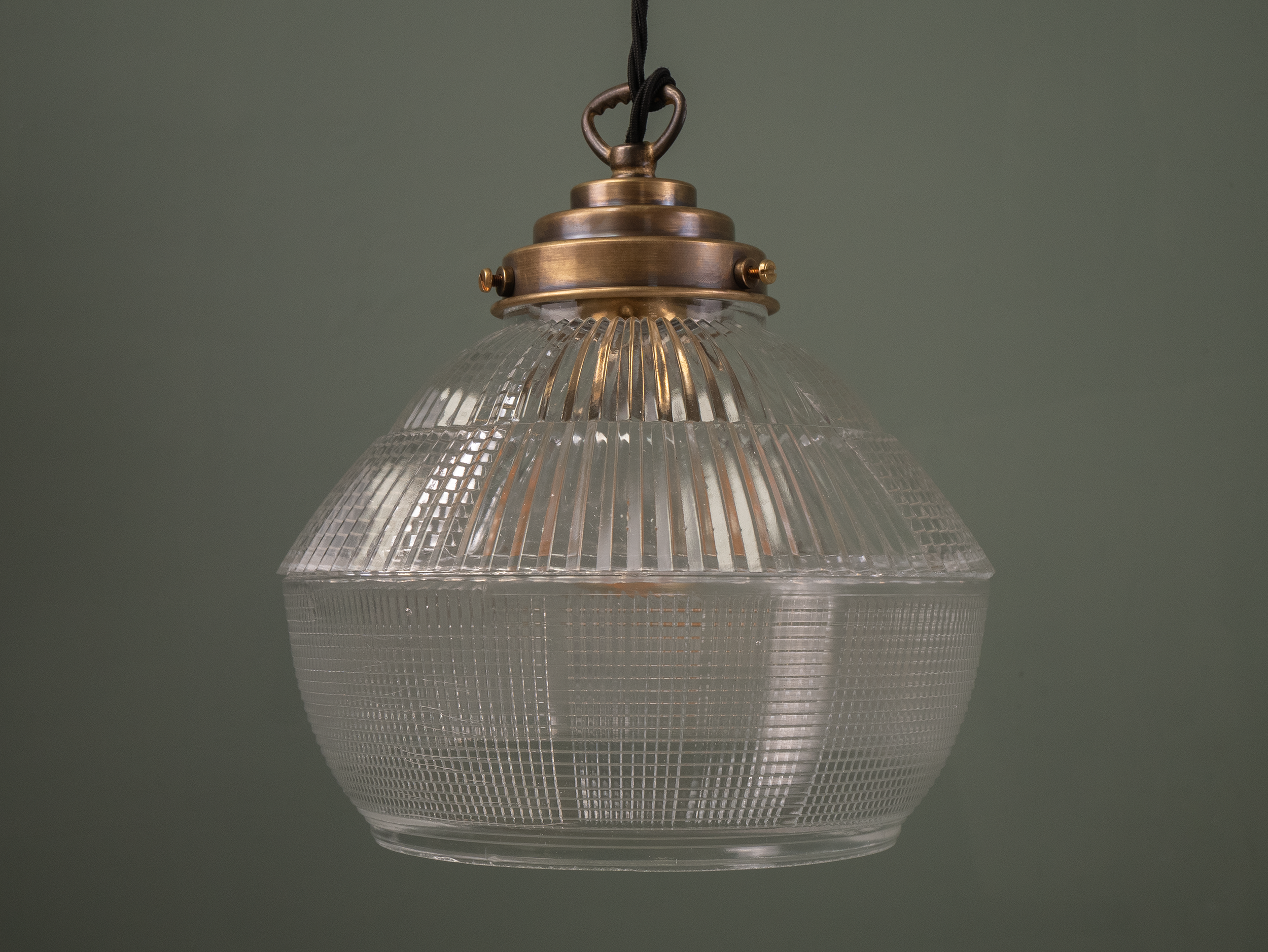 Cambridge pendant off.png