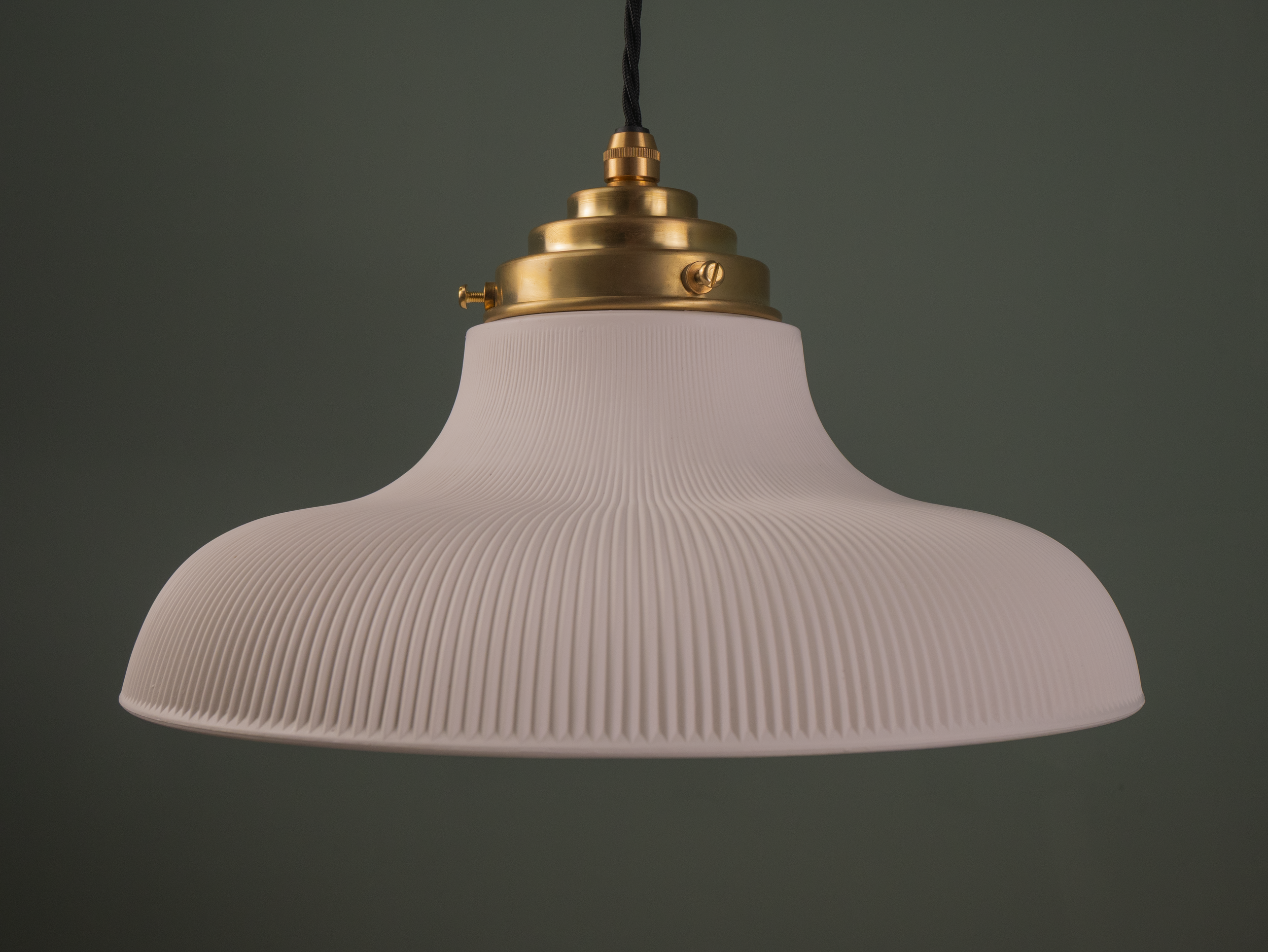 Reeded Pendant white wimborne on.png