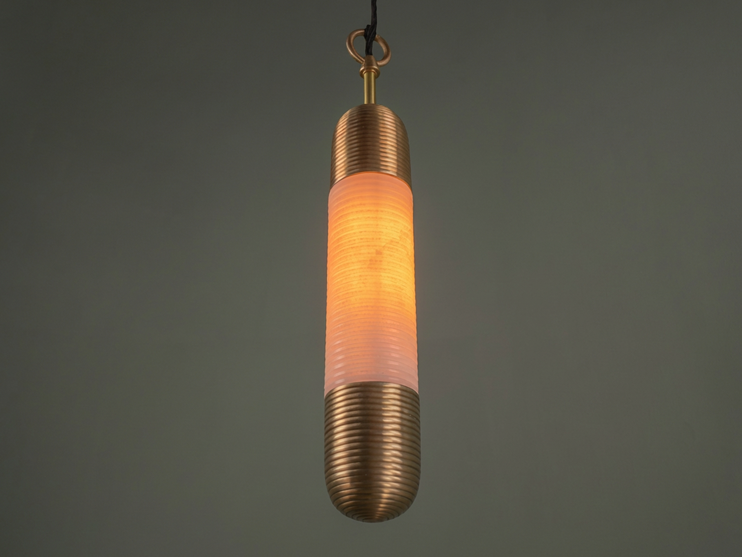 Ashford pendant up.png