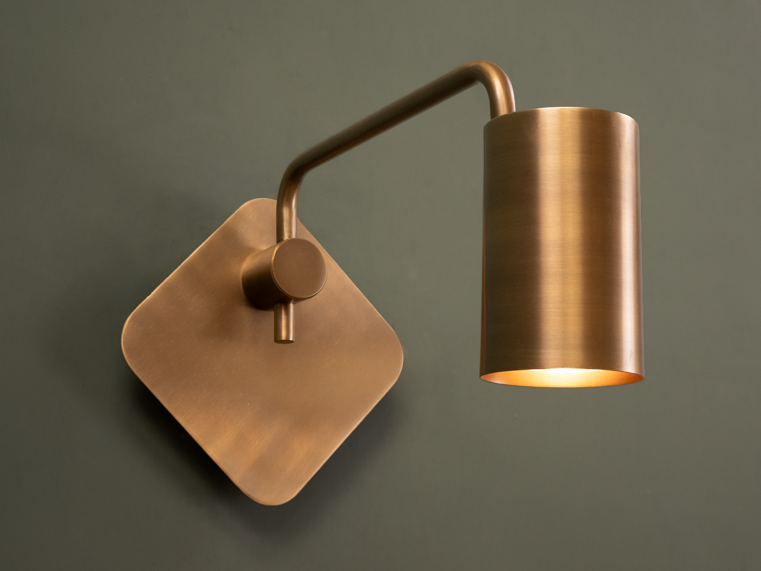 fernley wall light up 1.png