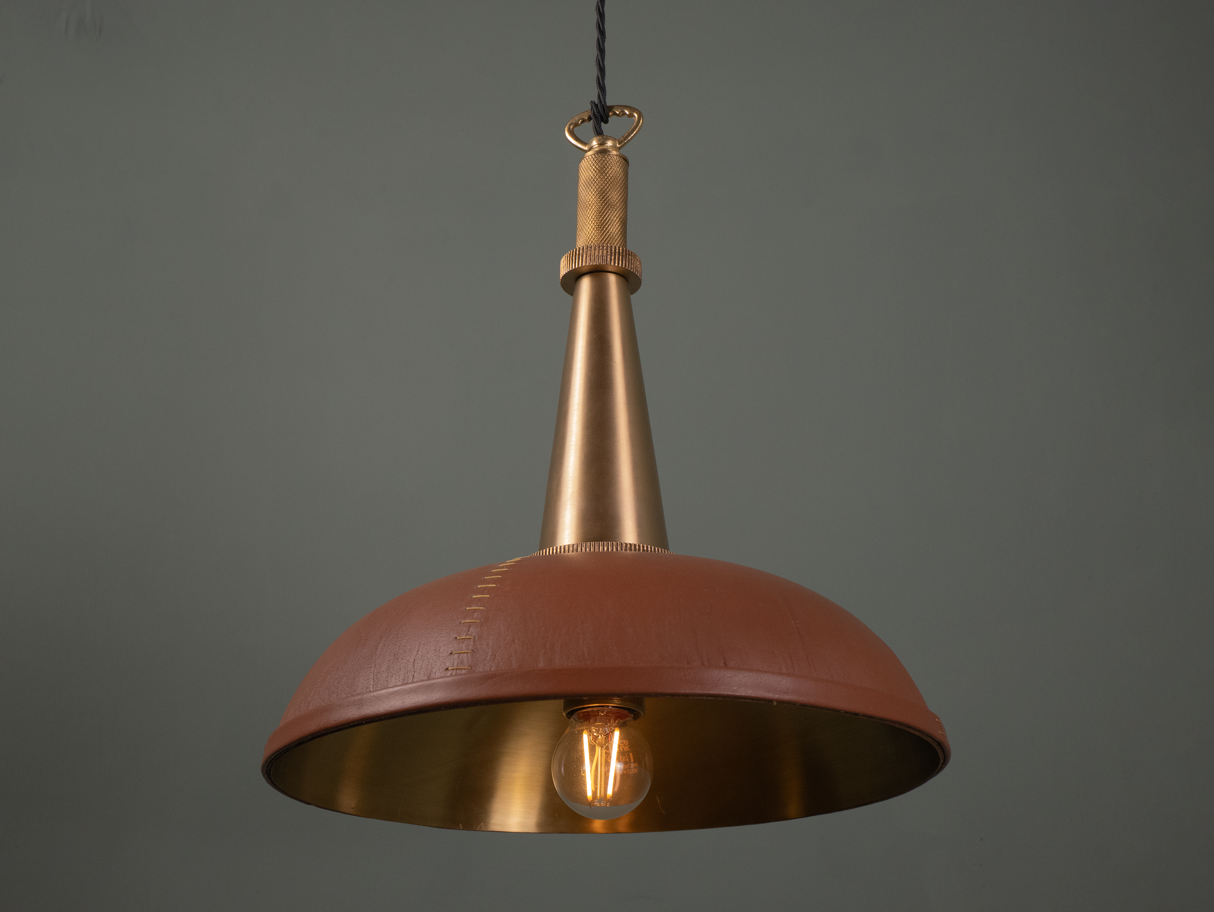 carlton pendant up.png