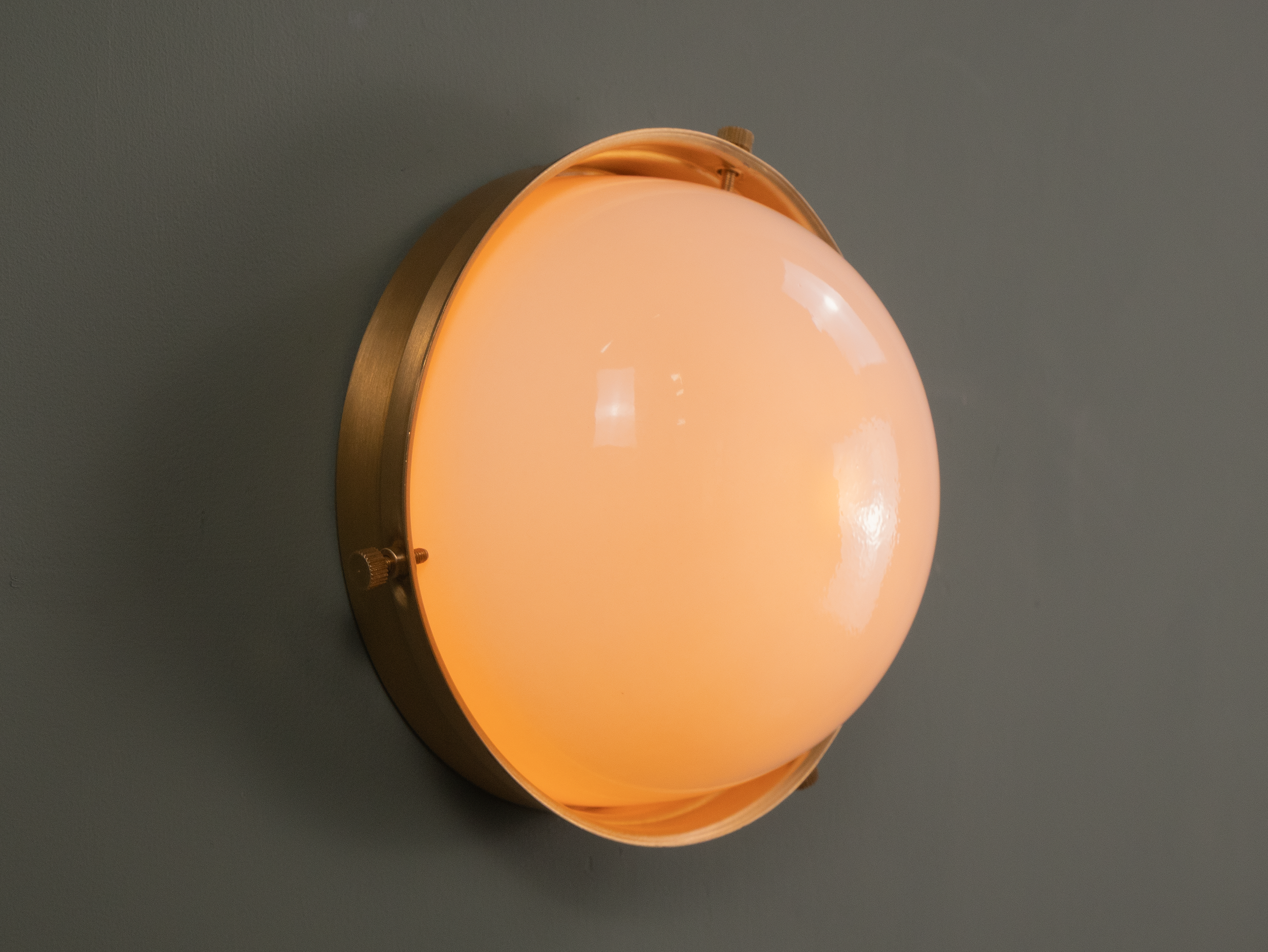 wickholme wall light angle.png
