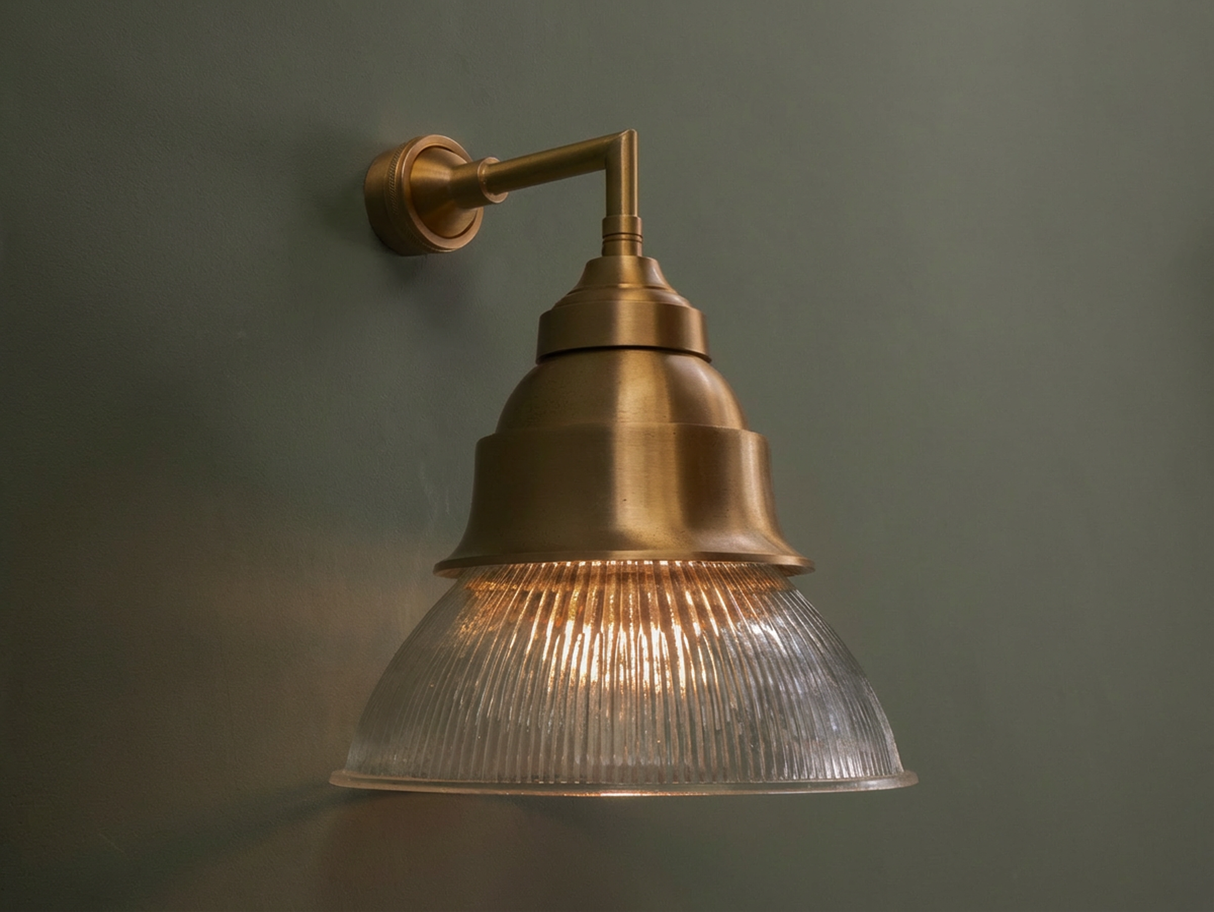 harrison wall light angle.png
