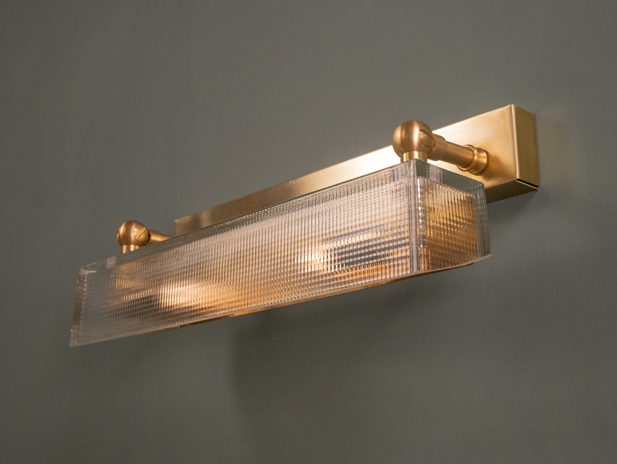 heath wall light up.png