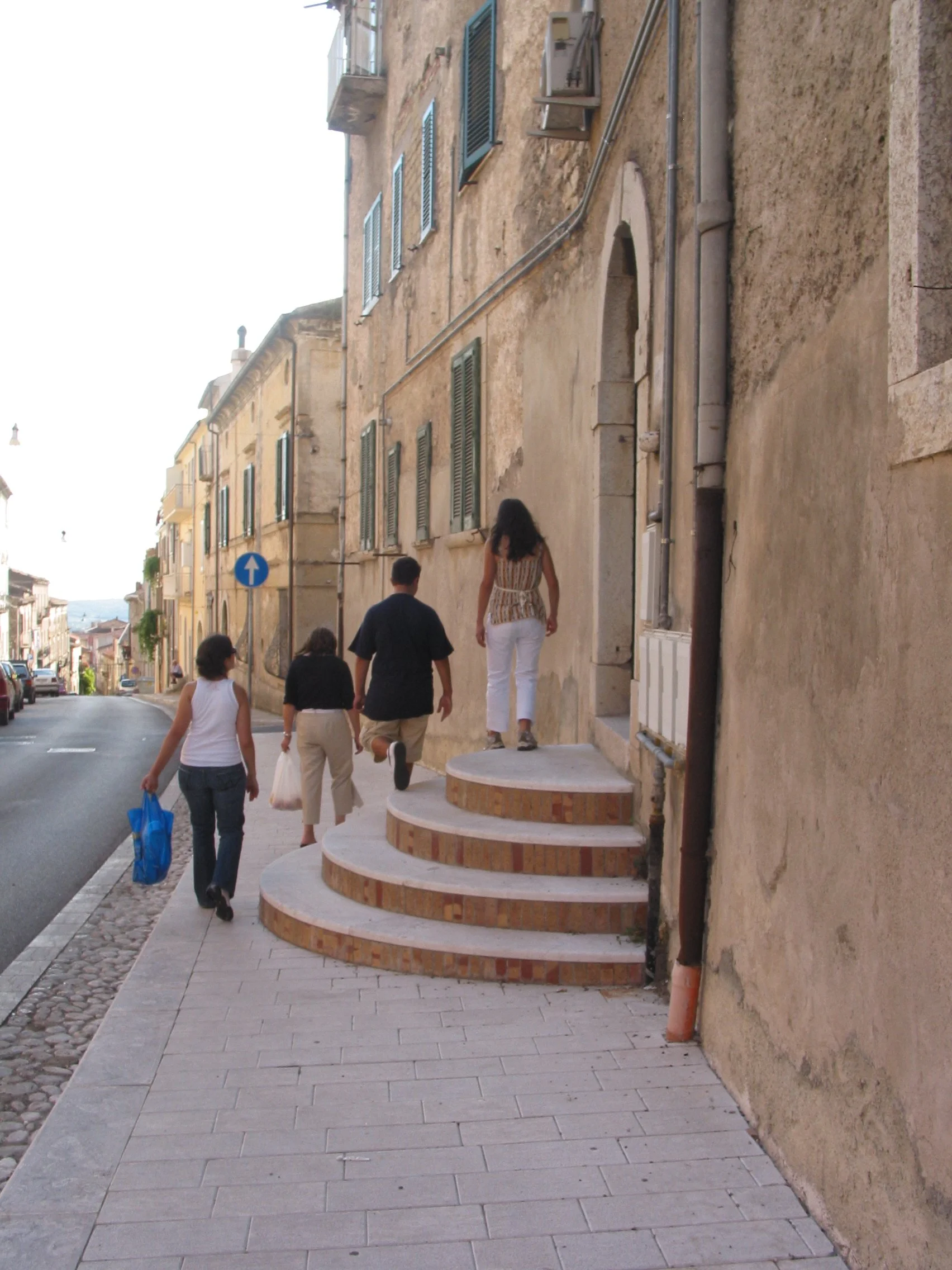 Italy July 2004 (128).jpg