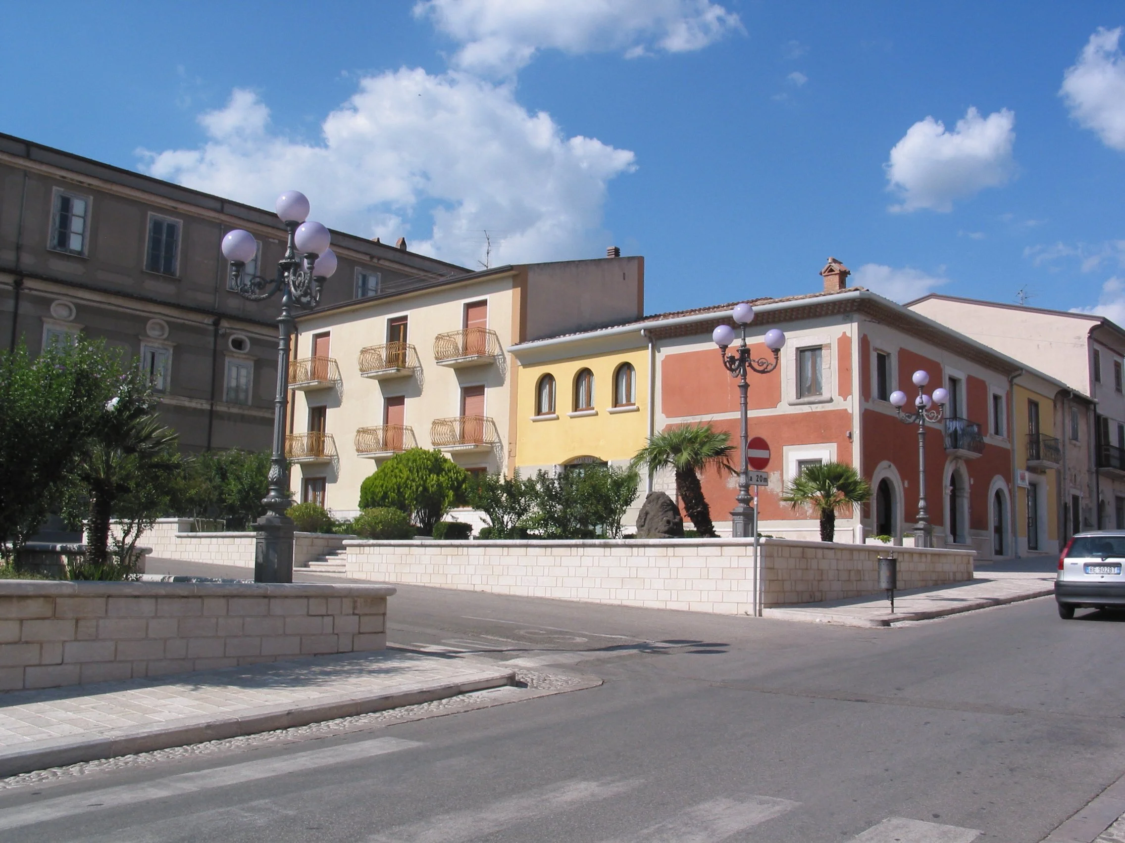 Italy July 2004 (78).jpg