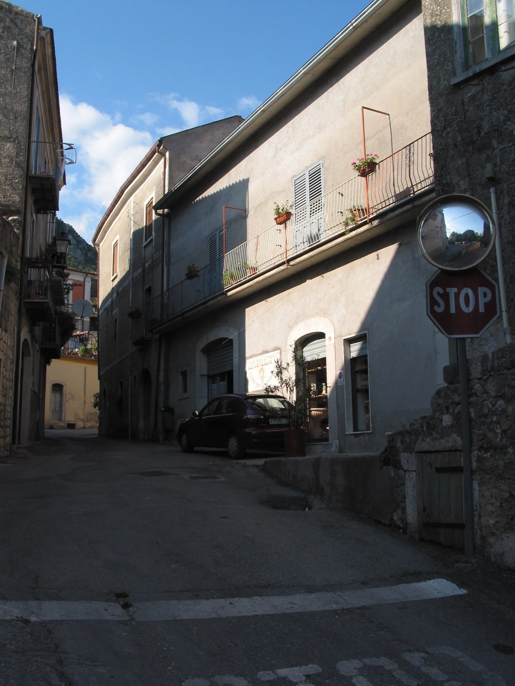 Italy July 2004 (43).jpg