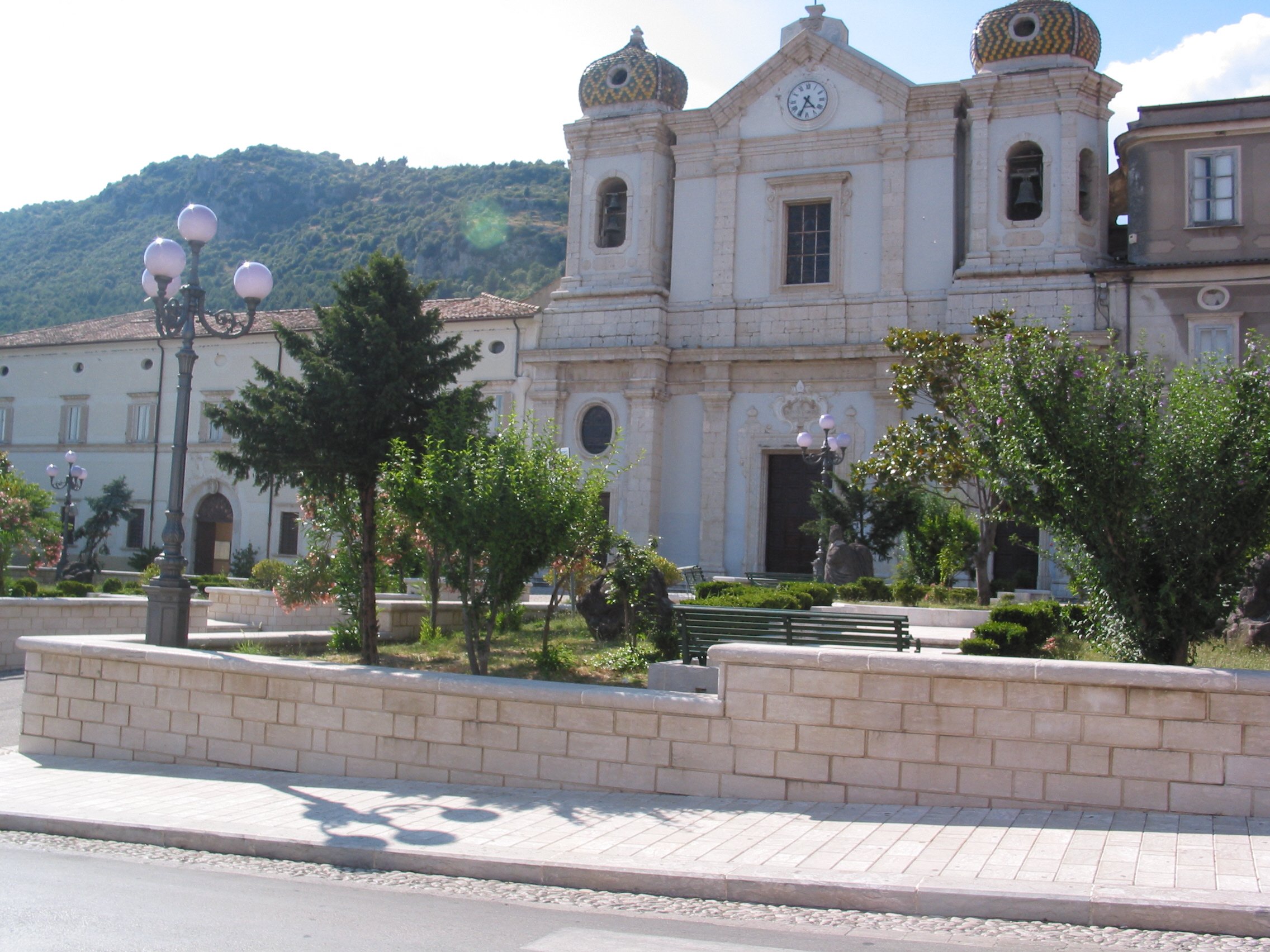 Italy July 2004 (81).jpg