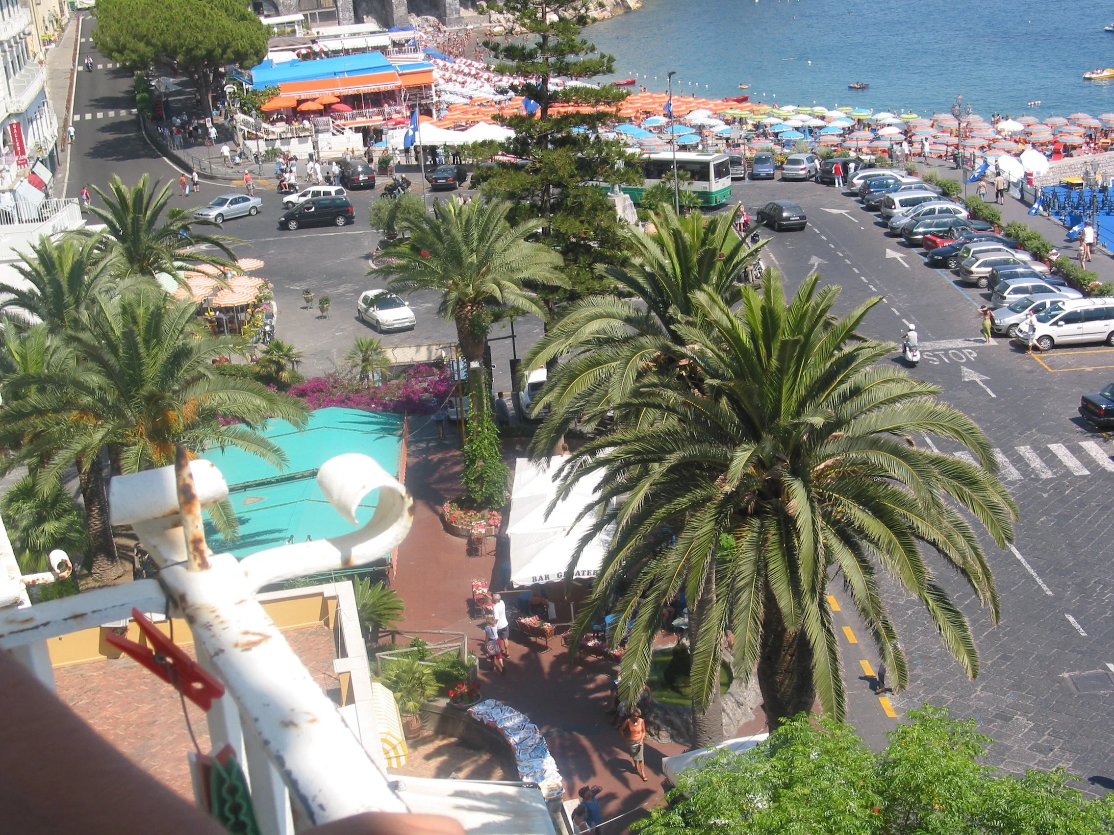 Italy July 2004 (221).jpg