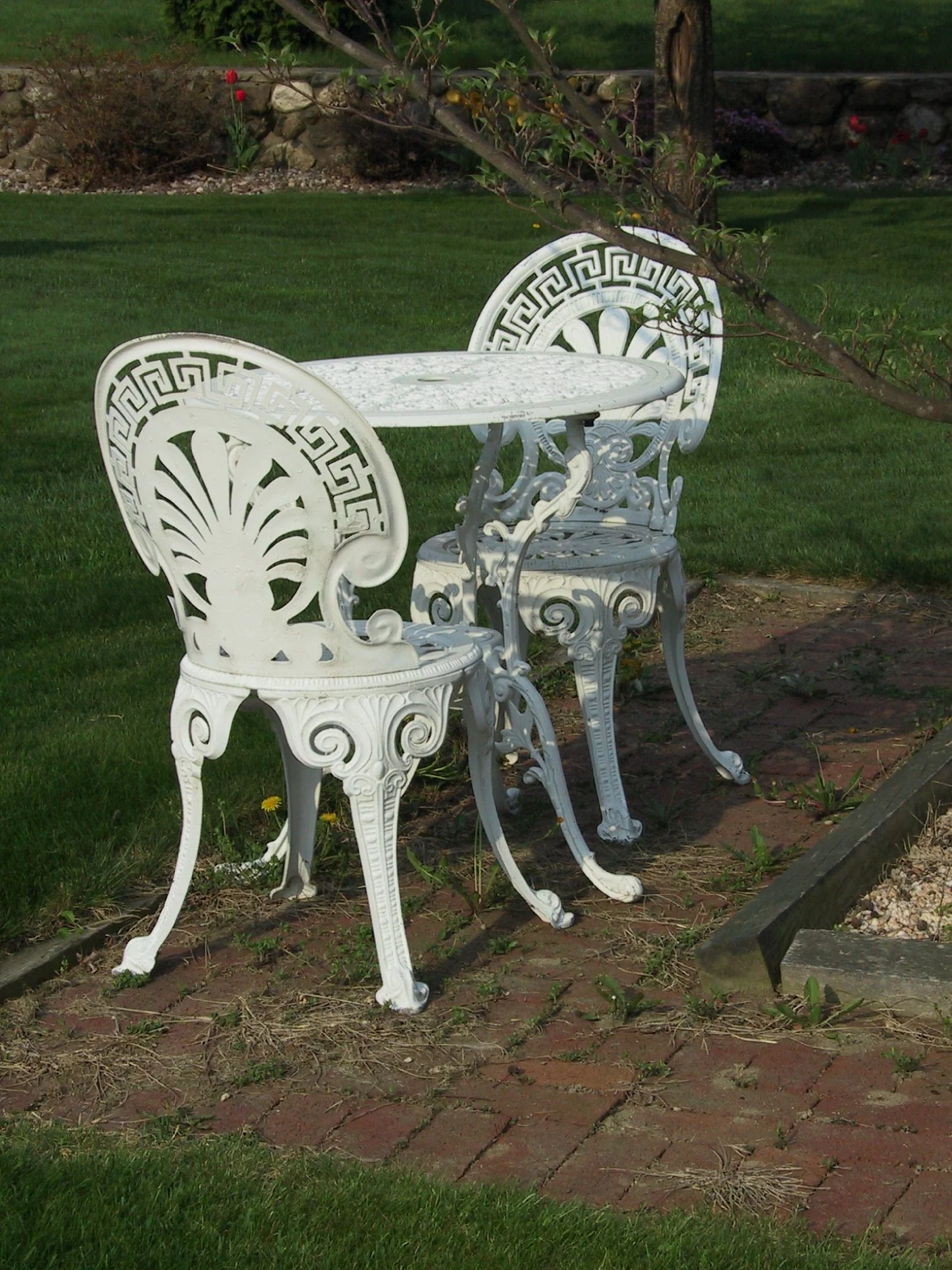 white chairs.jpg