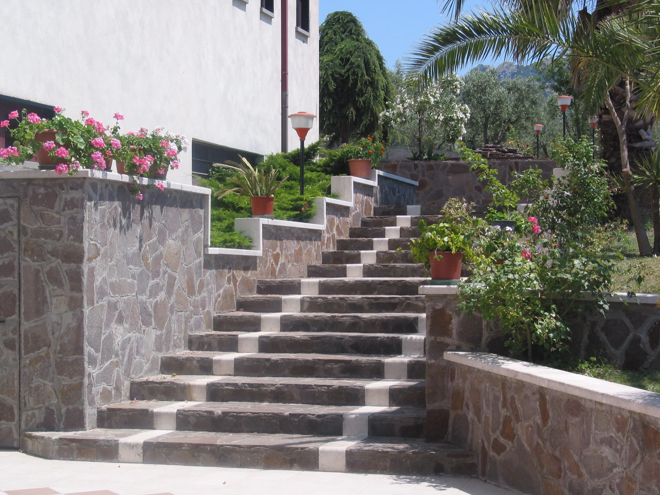 Italy July 2004 (190).jpg