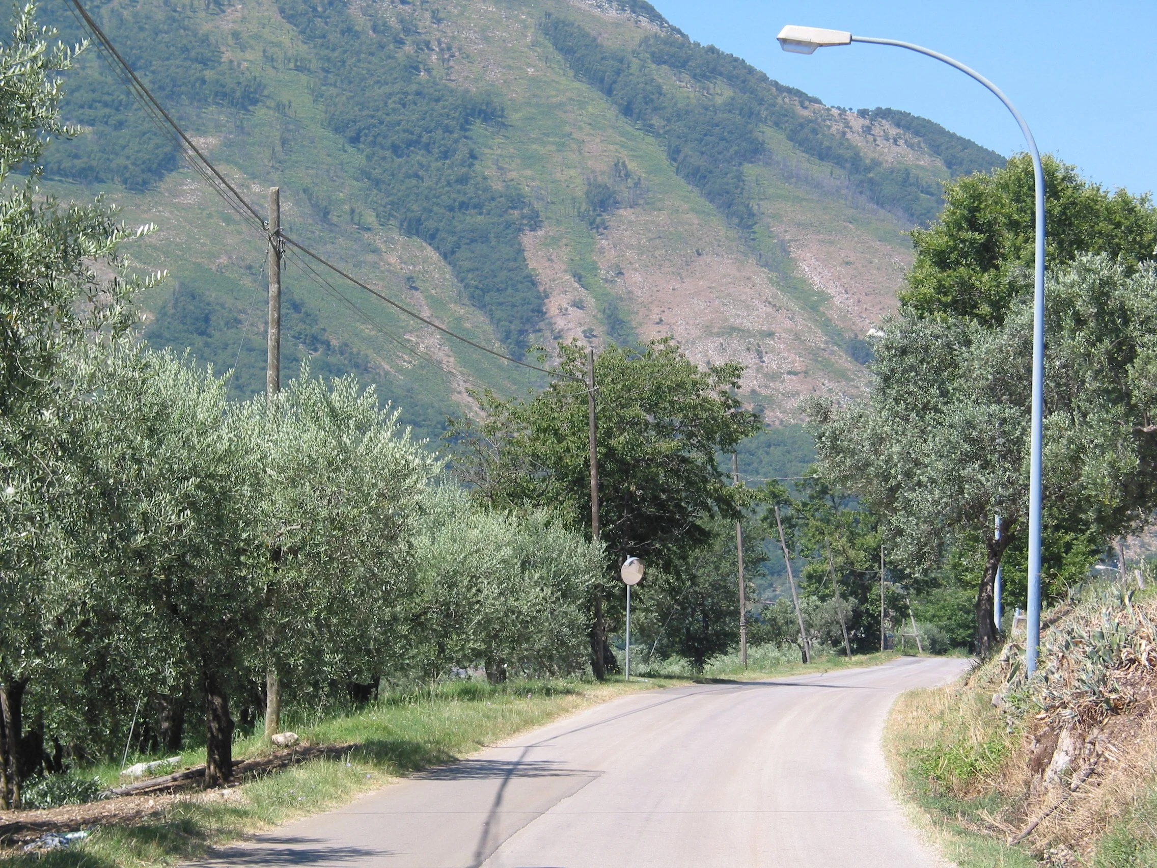 Italy July 2004 (74).jpg