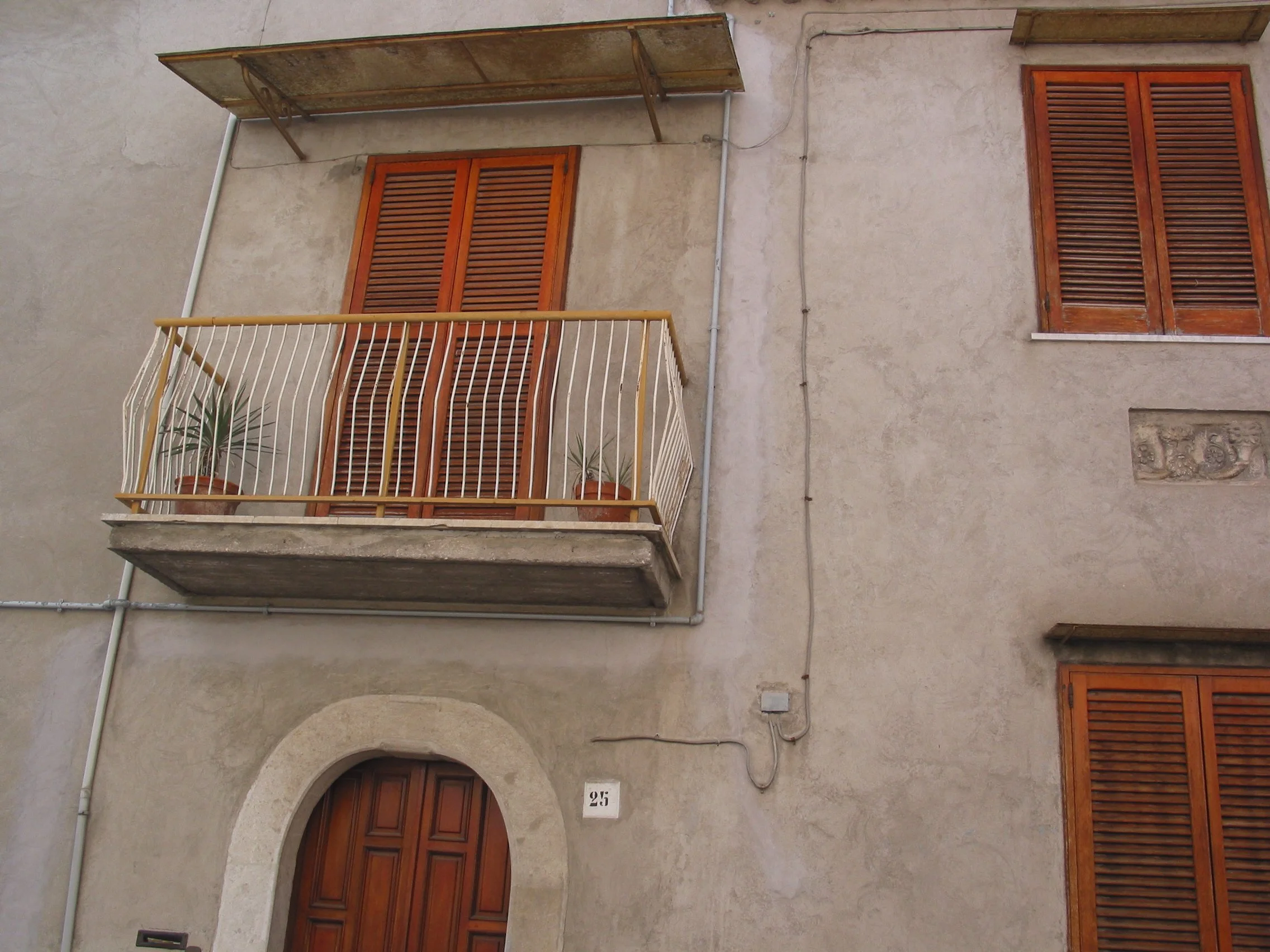 Italy July 2004 (119).jpg