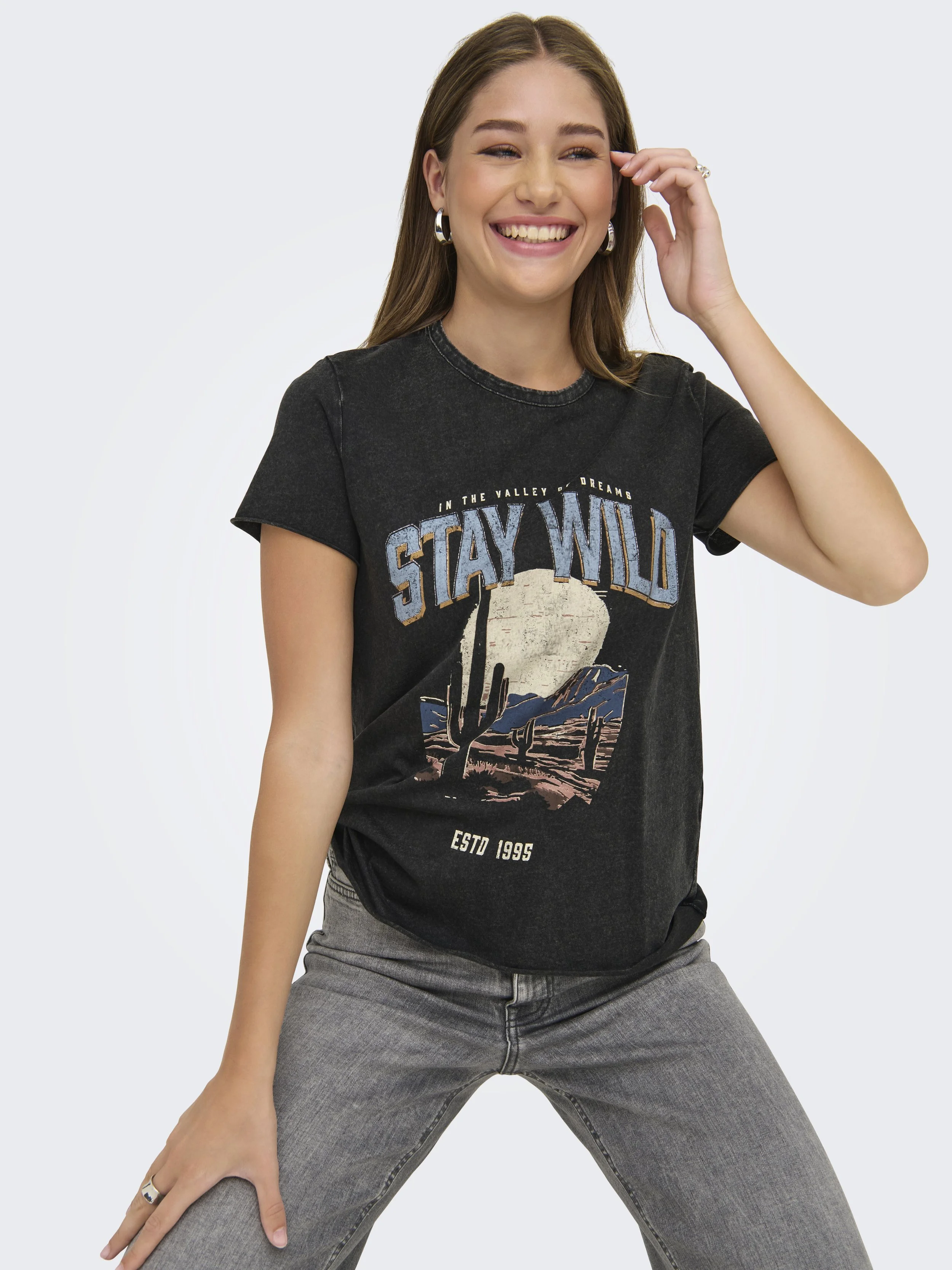 ONLY_Springsummer_4837235_15215721_3.jpg