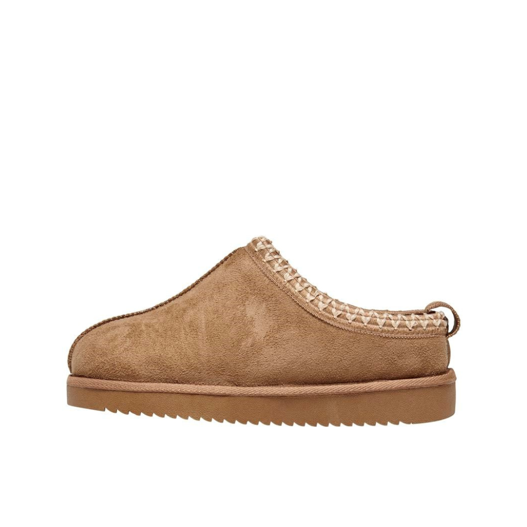 only-stella-slipper-shoes-ugg-side.png