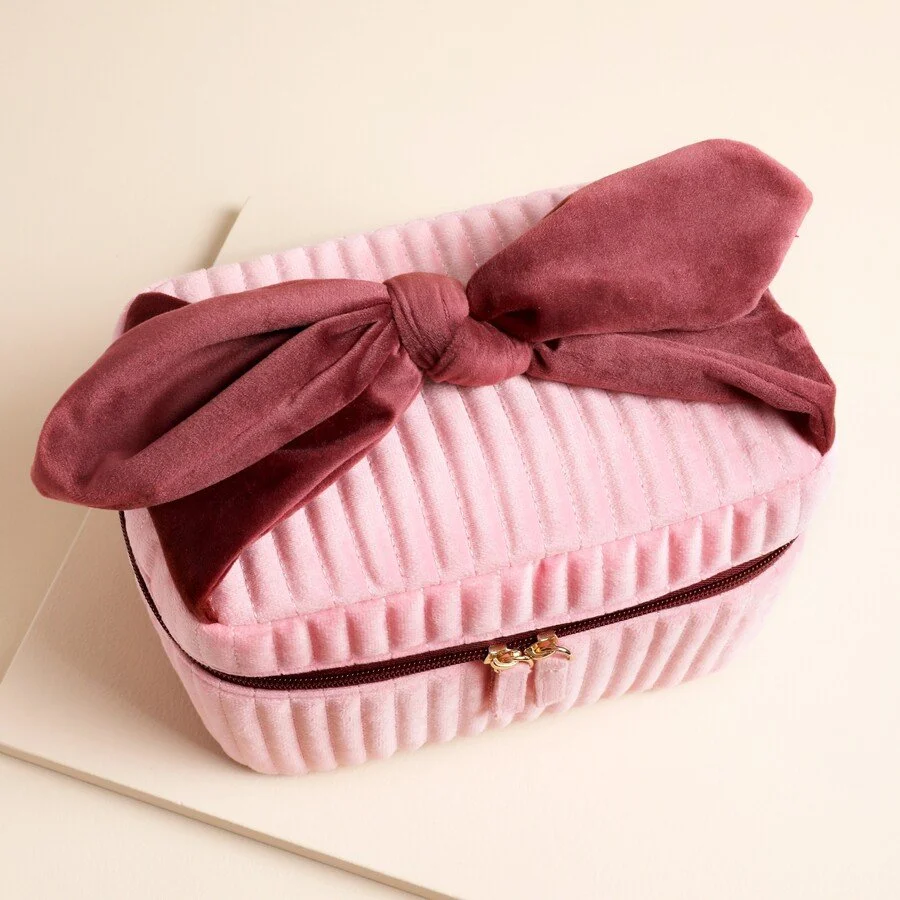 pale-pink-red-velvet-bow-vanity-makeup-bag-80388-4x3a0361-copy-900x900.jpeg