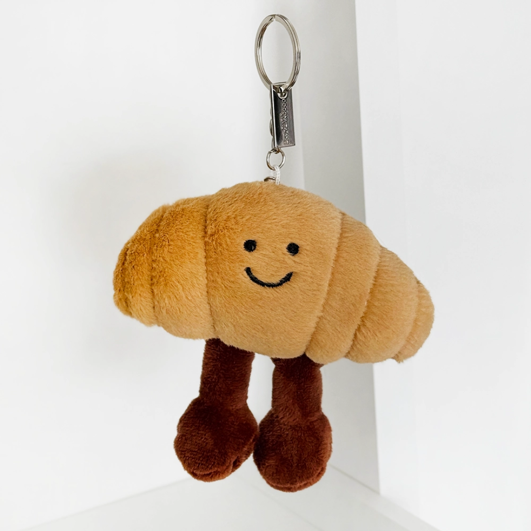 croissant charm.png