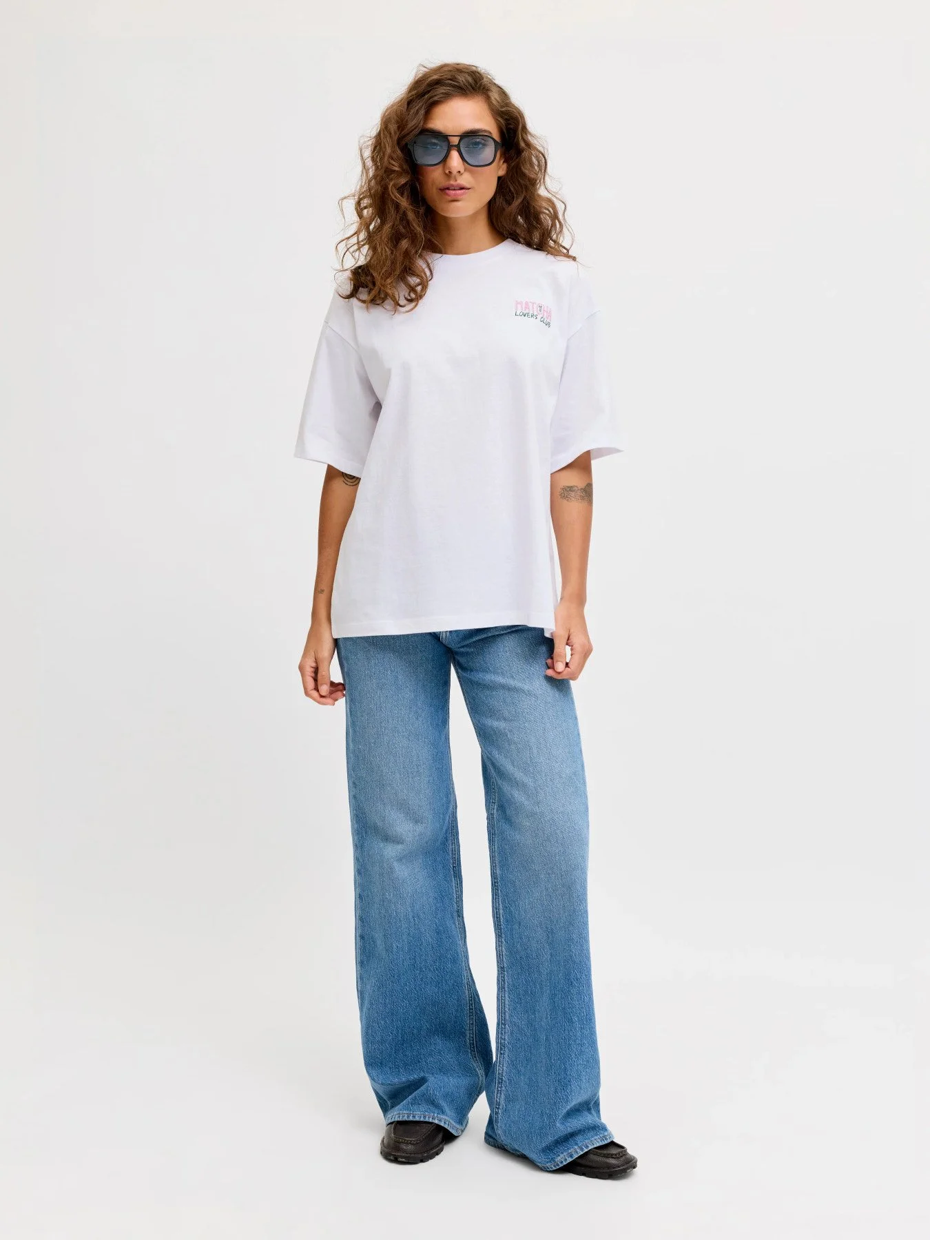 F_12264392_M_5102541_Front Full.jpg