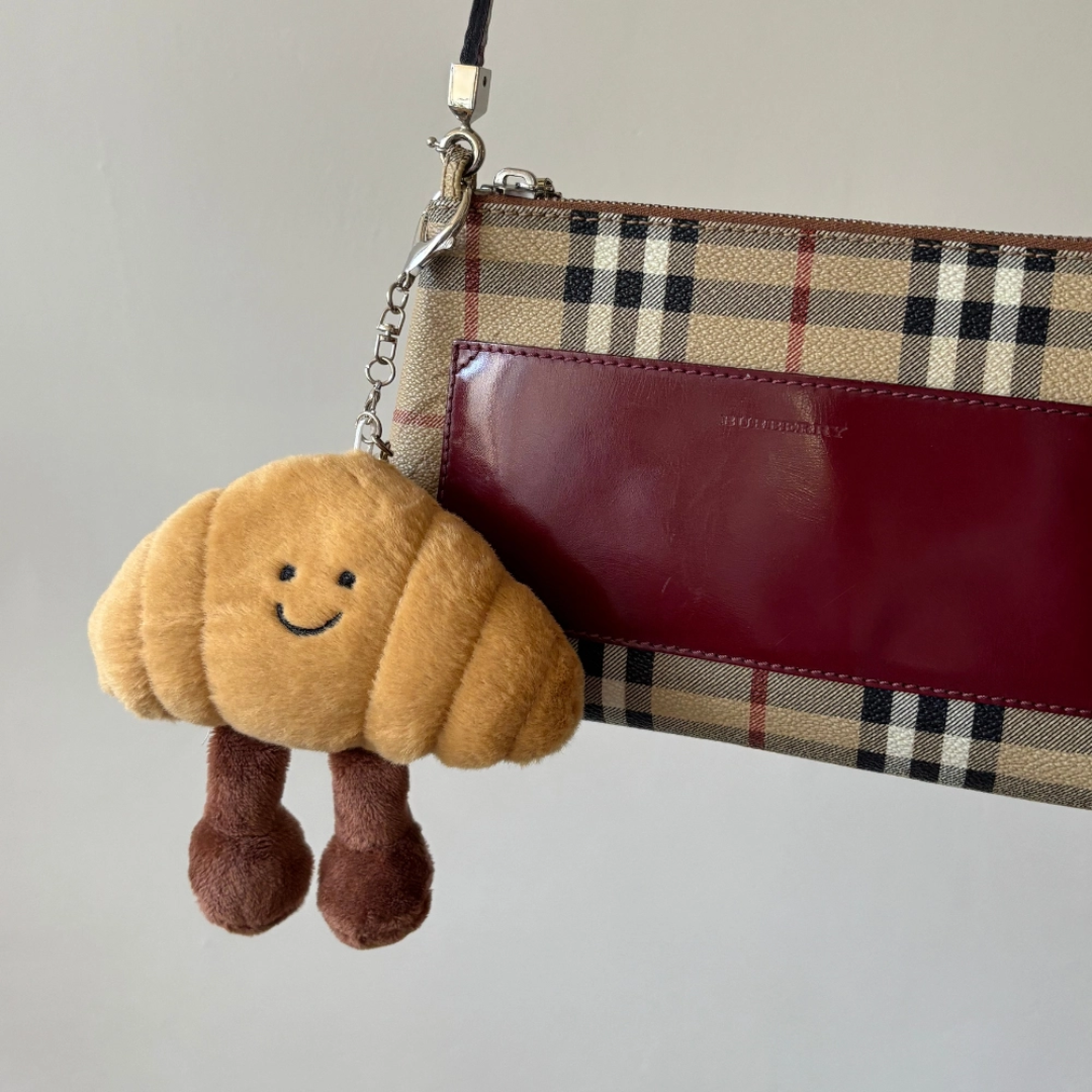 croissant charm3.png