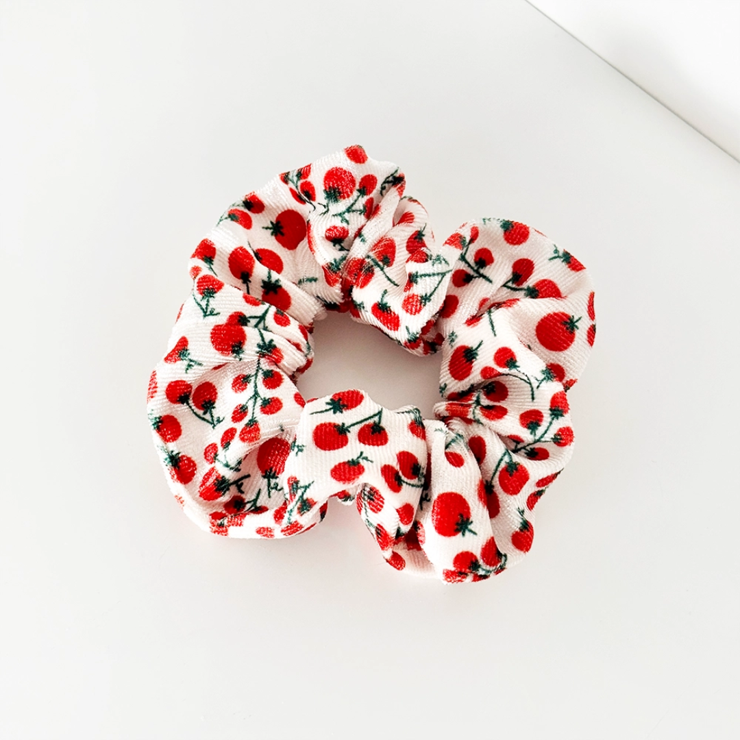 Salsa Club Scrunchie.png