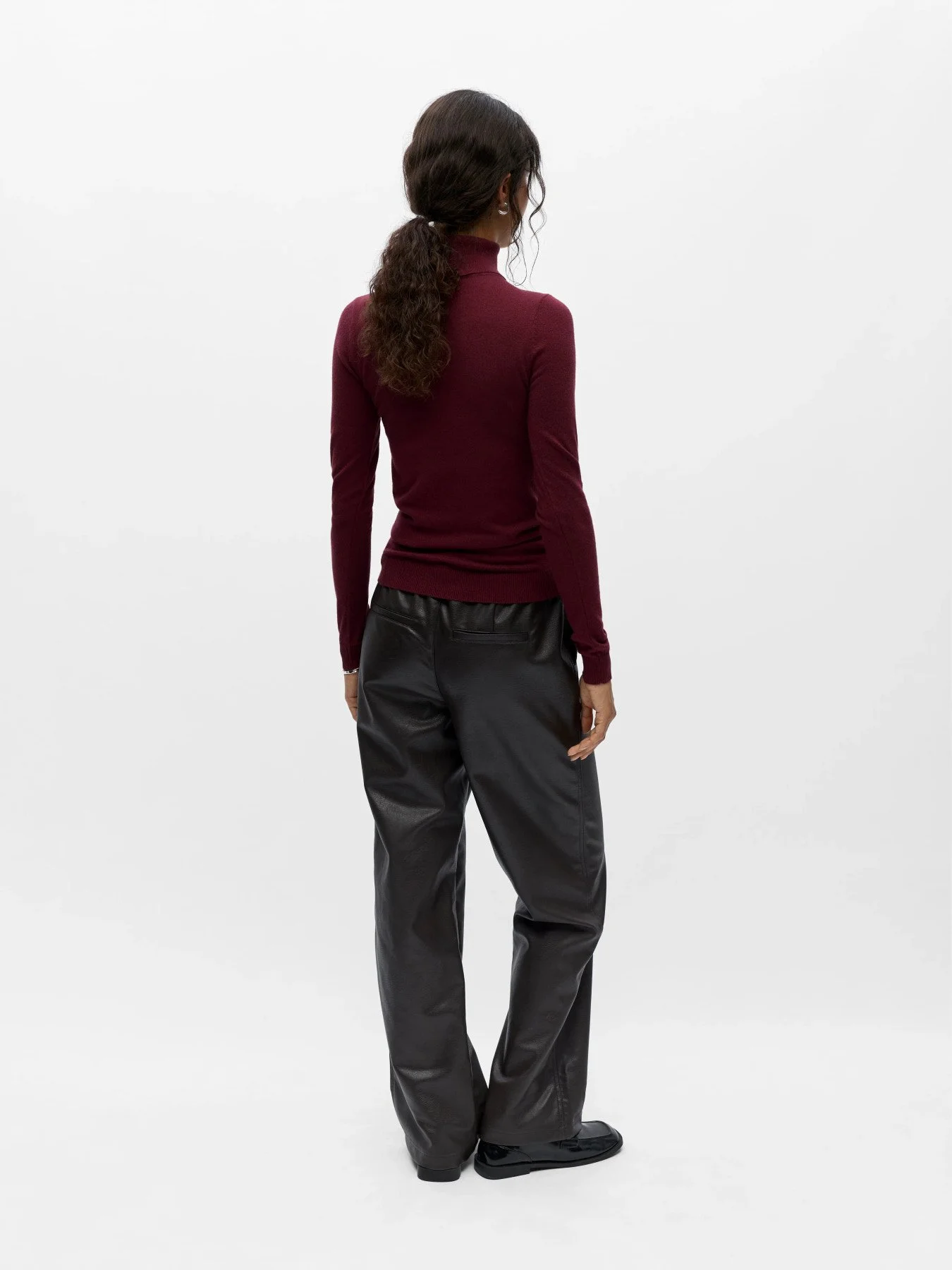F_23033228_M_5122419_Back.jpg