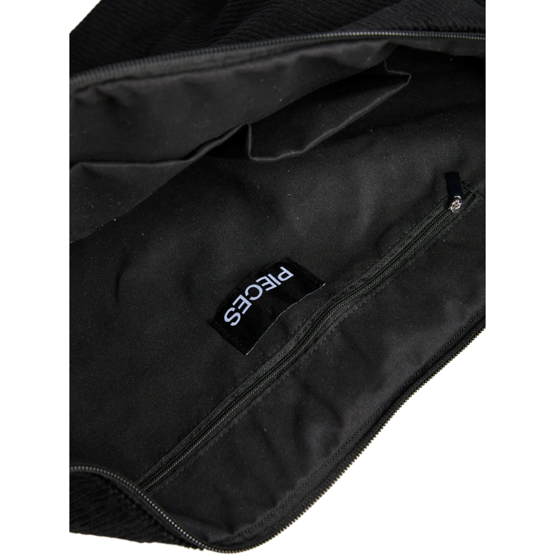 PCAMANDA-CORDUROY-BAG-BLACK-inner.png