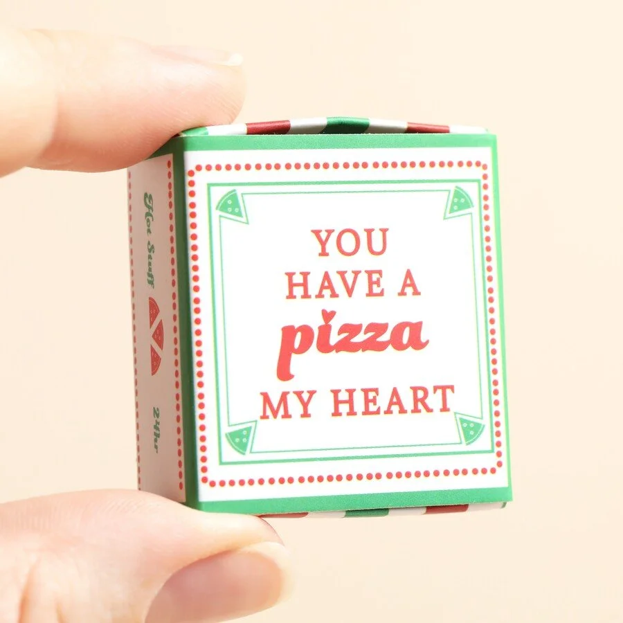 tiny-matchbox-ceramic-pizza-token-79488-4x3a0745-copy-900x900.jpeg