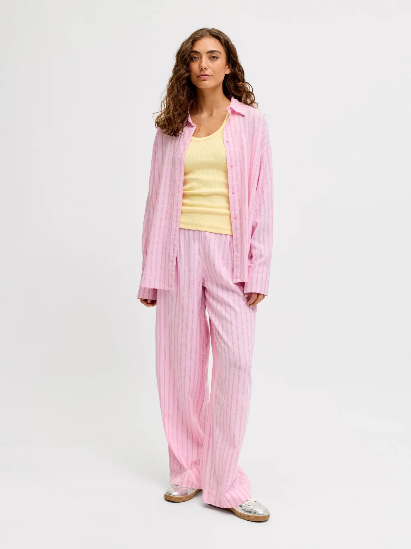 F_12287703_M_4919738_Front Full.jpg