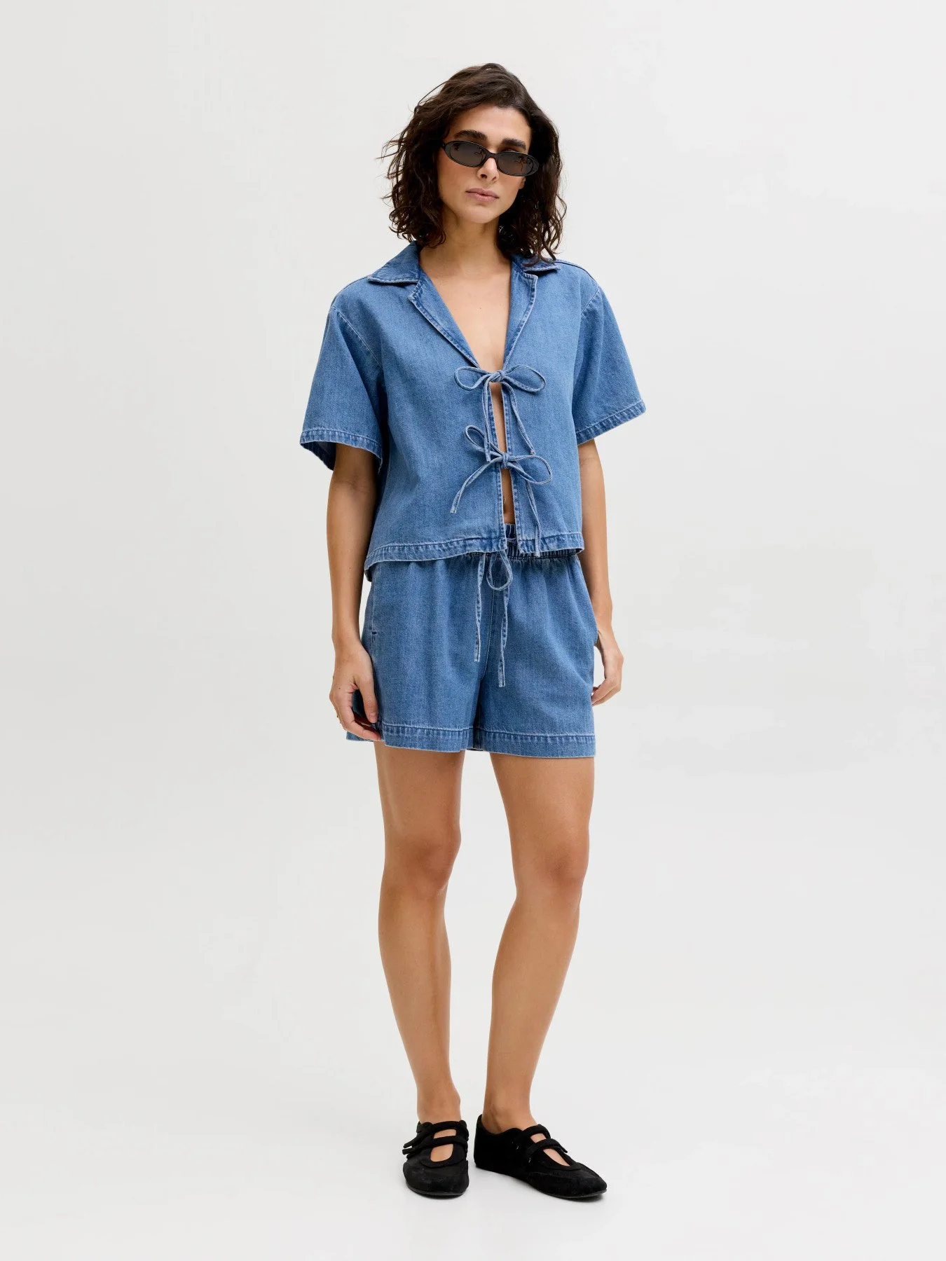 F_12295480_M_4992602_Front Full.jpg