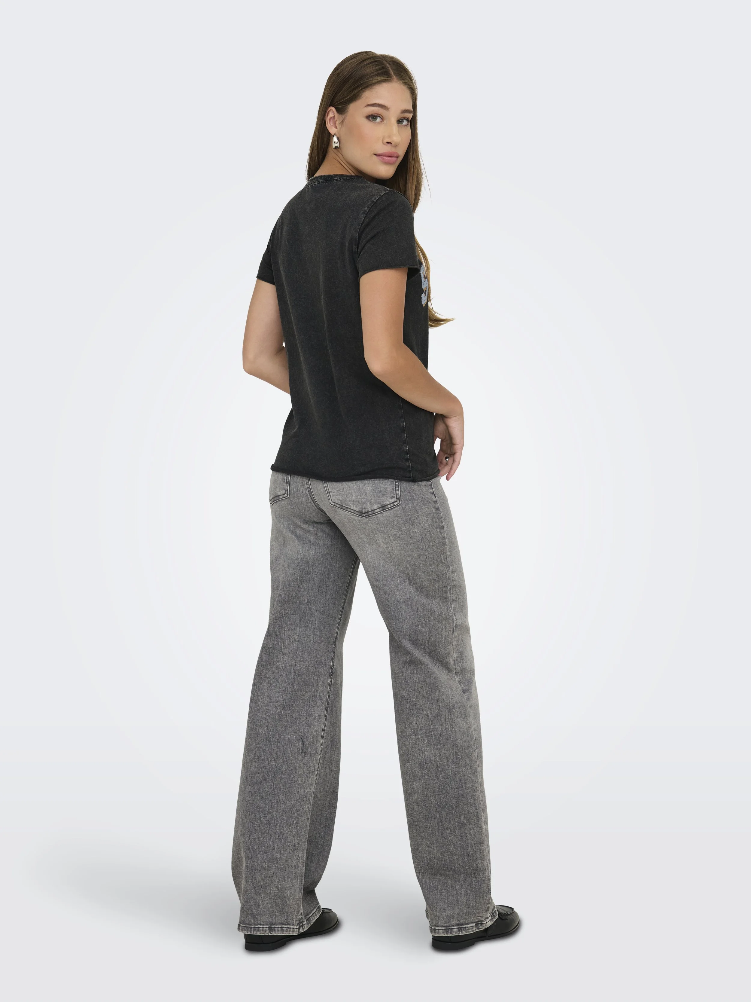 ONLY_Springsummer_4837235_15215721_5.jpg