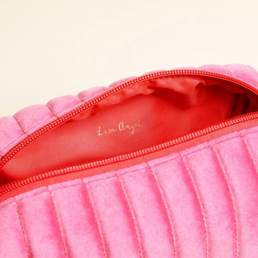 pink-red-velvet-bow-makeup-bag-80386-4x3a1381-copy-900x900.jpeg