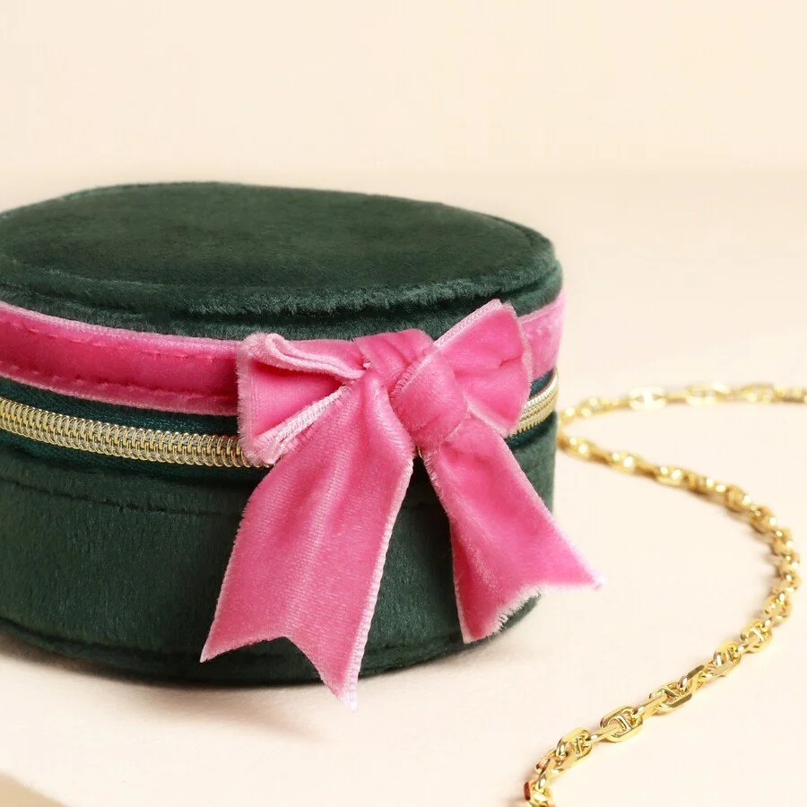 green-pink-velvet-bow-mini-round-jewellery-case-80041-4x3a1454-copy-900x900.jpeg