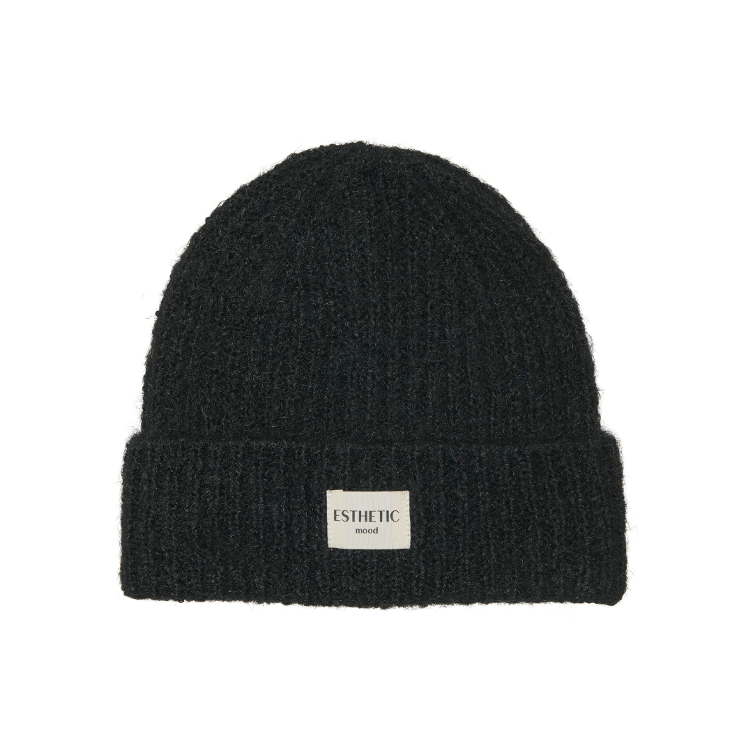 onlsimara-beanie-black.png