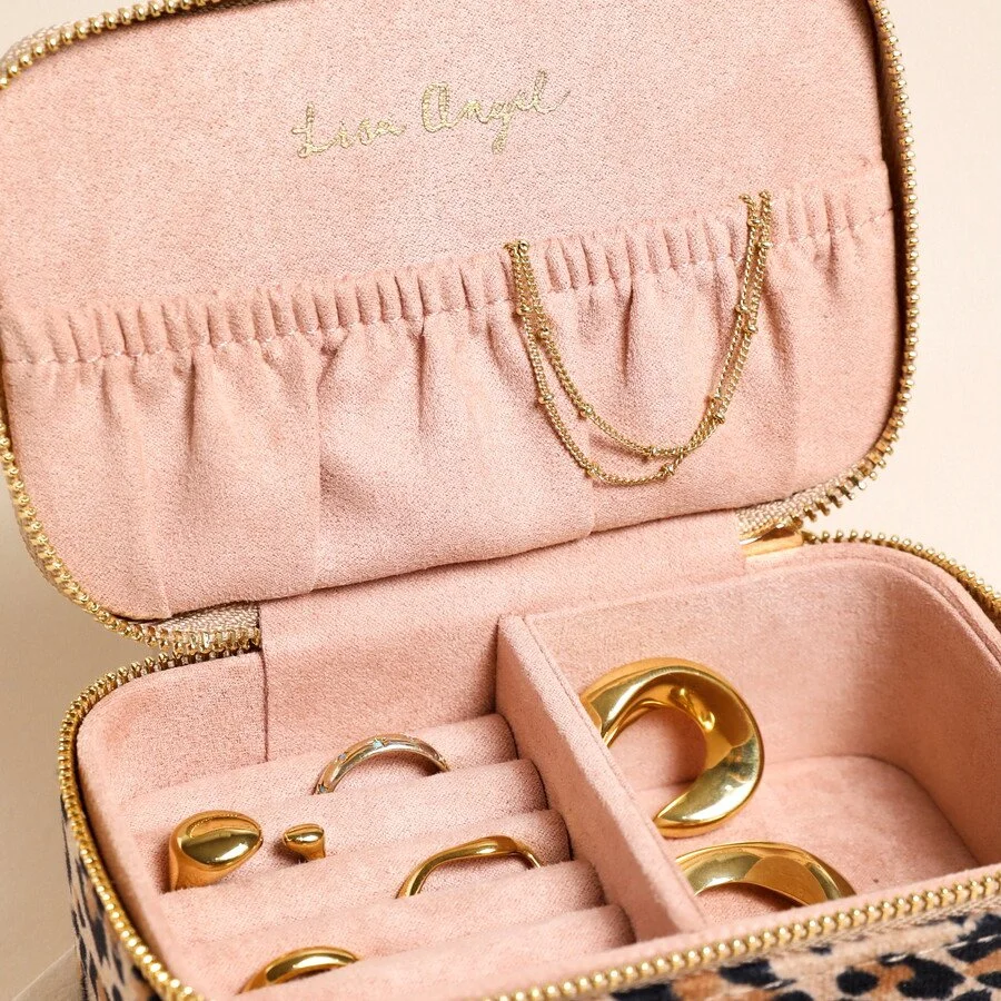 animal-print-jewellery-case-80607-4x3a5397copy2-900x900.jpeg