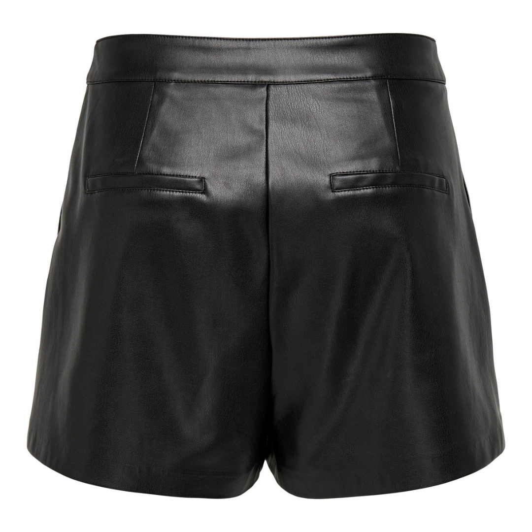 onltricia-faux-leather-shorts-back.png