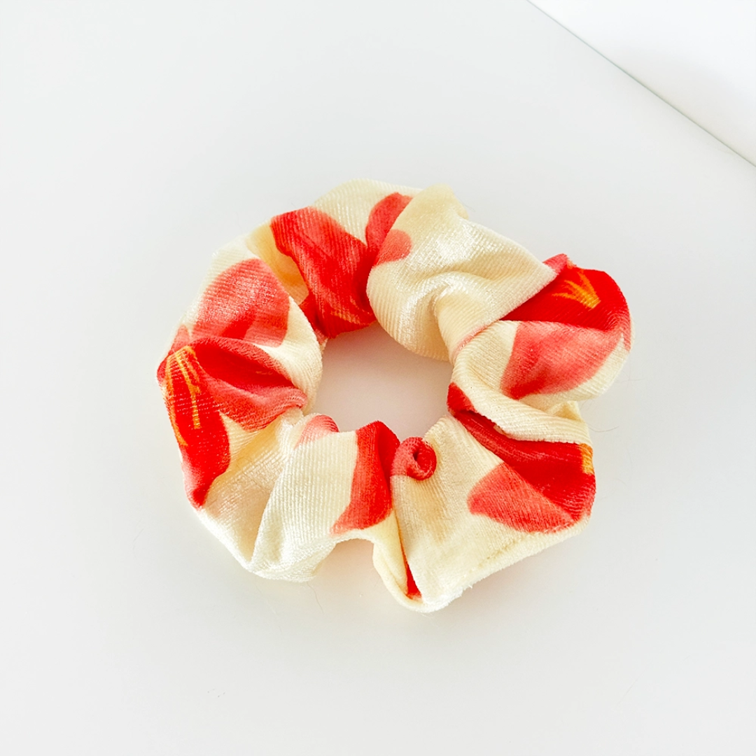 Island Girl Ibiza Lily Scrunchie.png