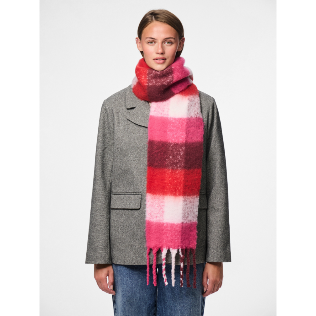 pcbea-narrow-scarf-beetroot-purple-square2.png